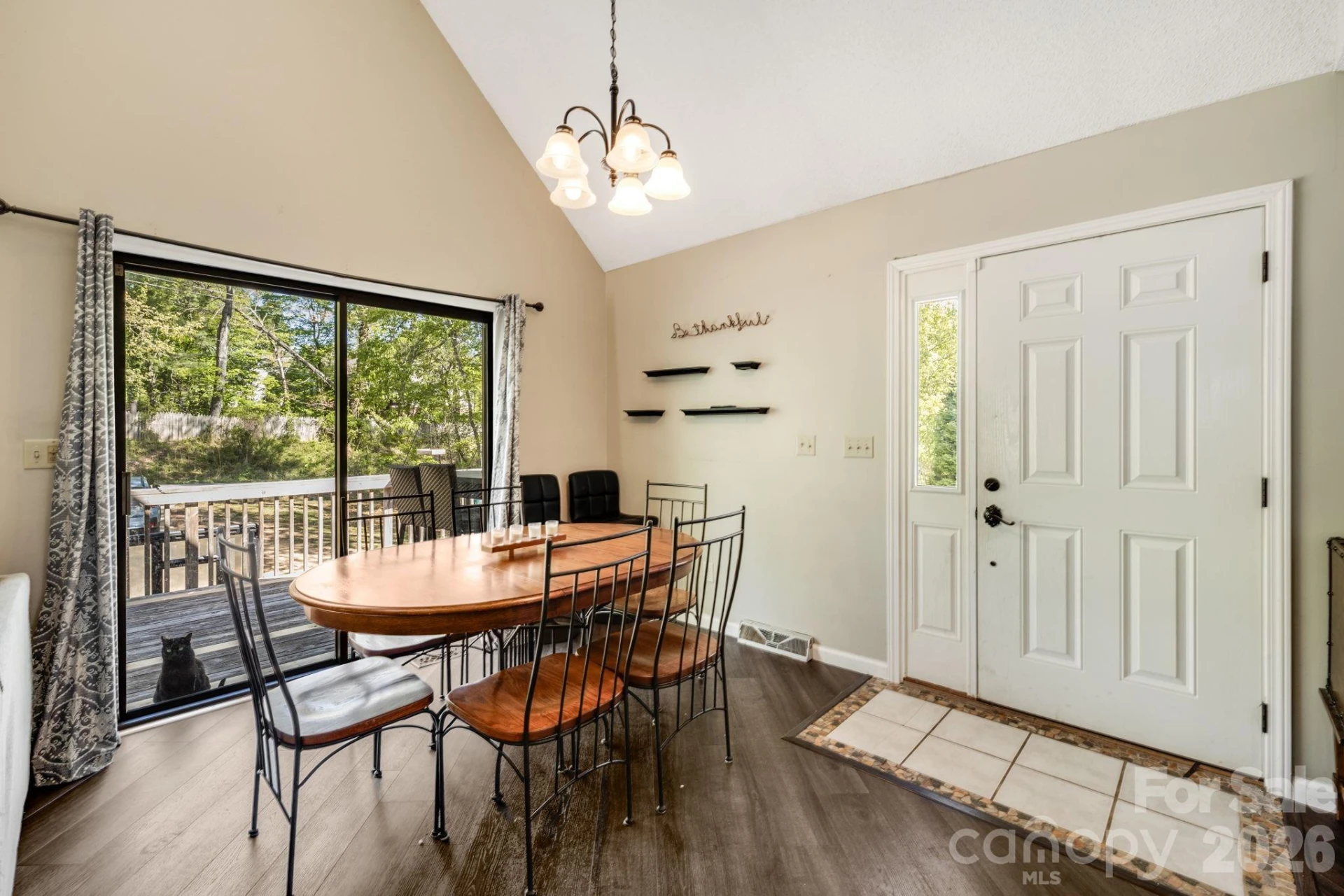 823 Fanning Bridge Road - Photo 5