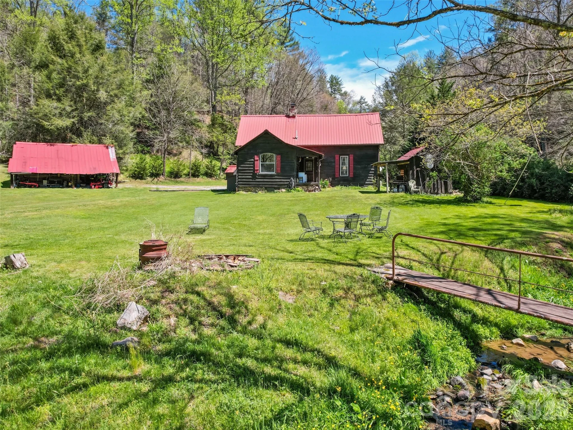647 Indian Springs Road - Photo 28