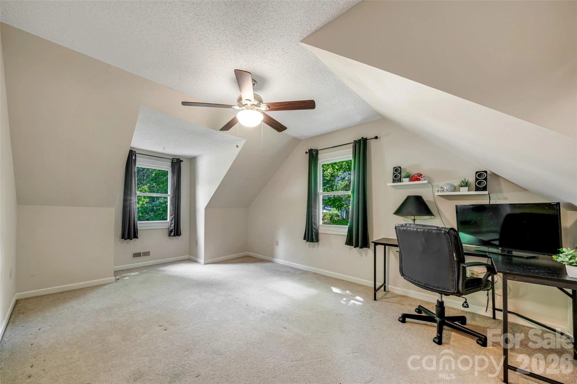 18 Tarragon Place - Photo 35