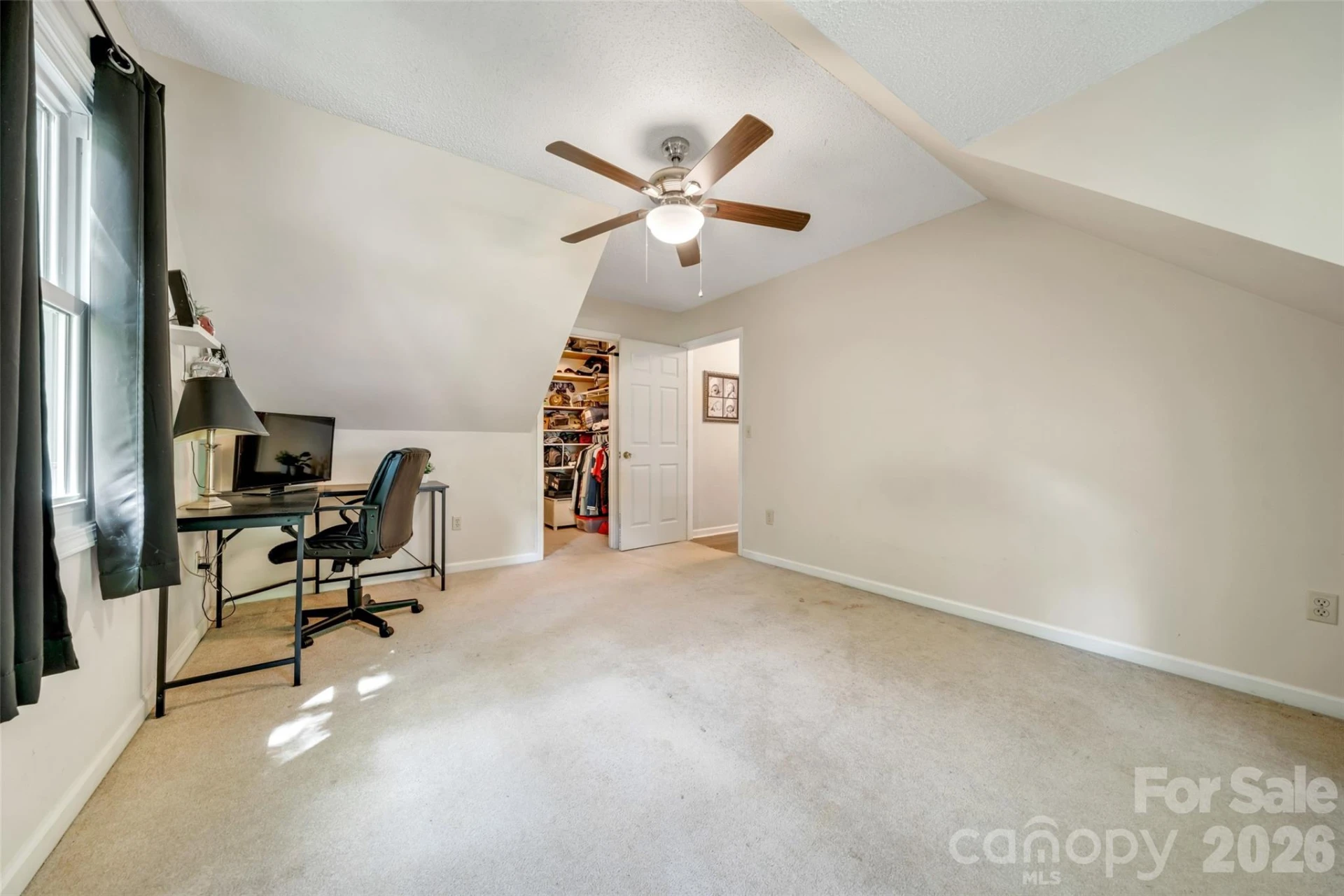 18 Tarragon Place - Photo 36