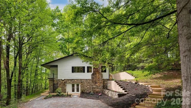 209 Ivy Hill Road