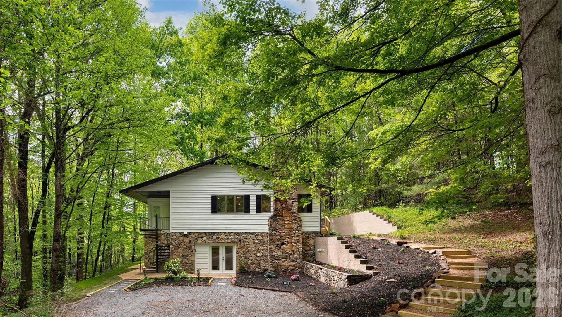 209 Ivy Hill Road