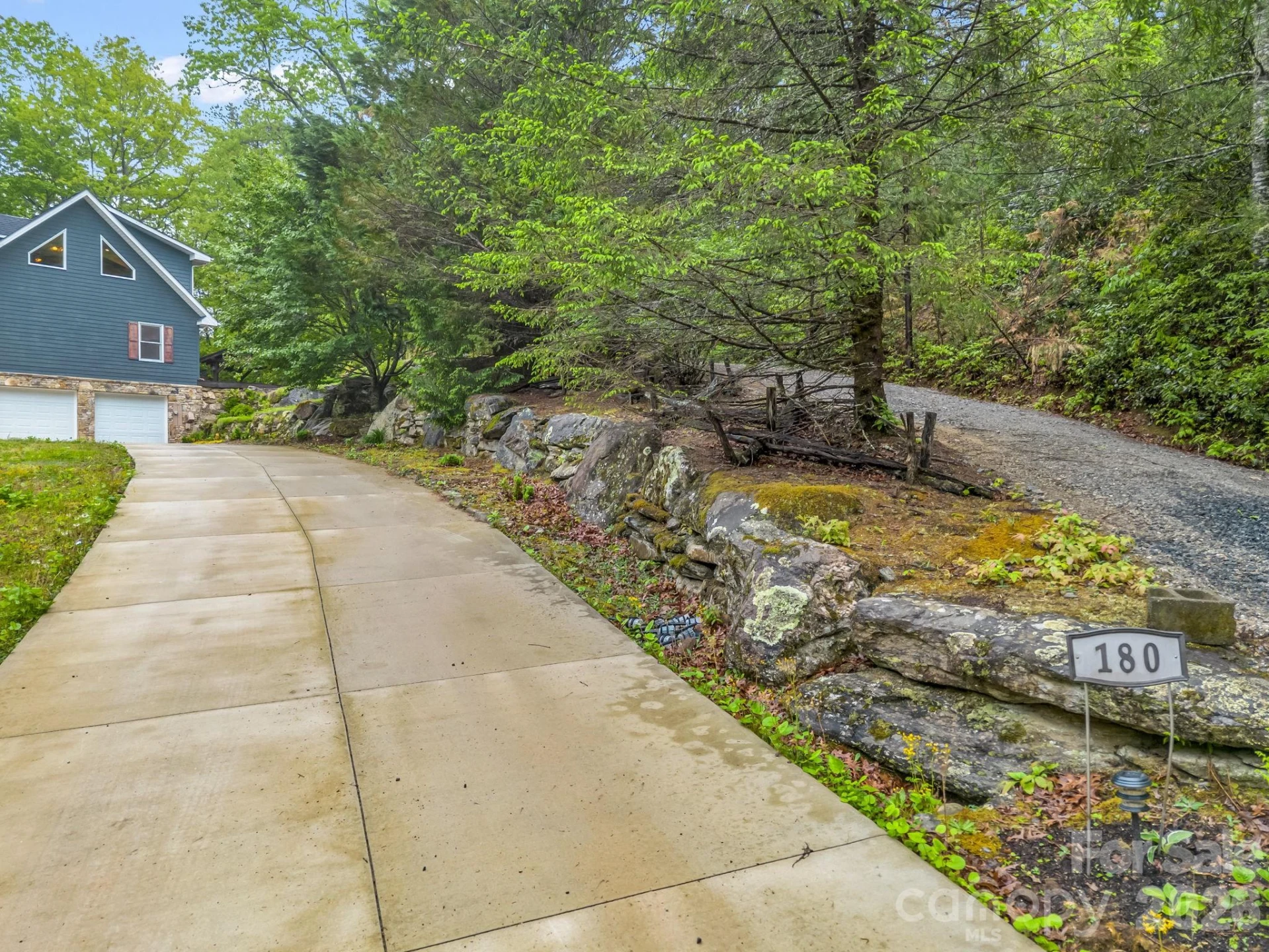 180 Canaday Drive - Photo 5