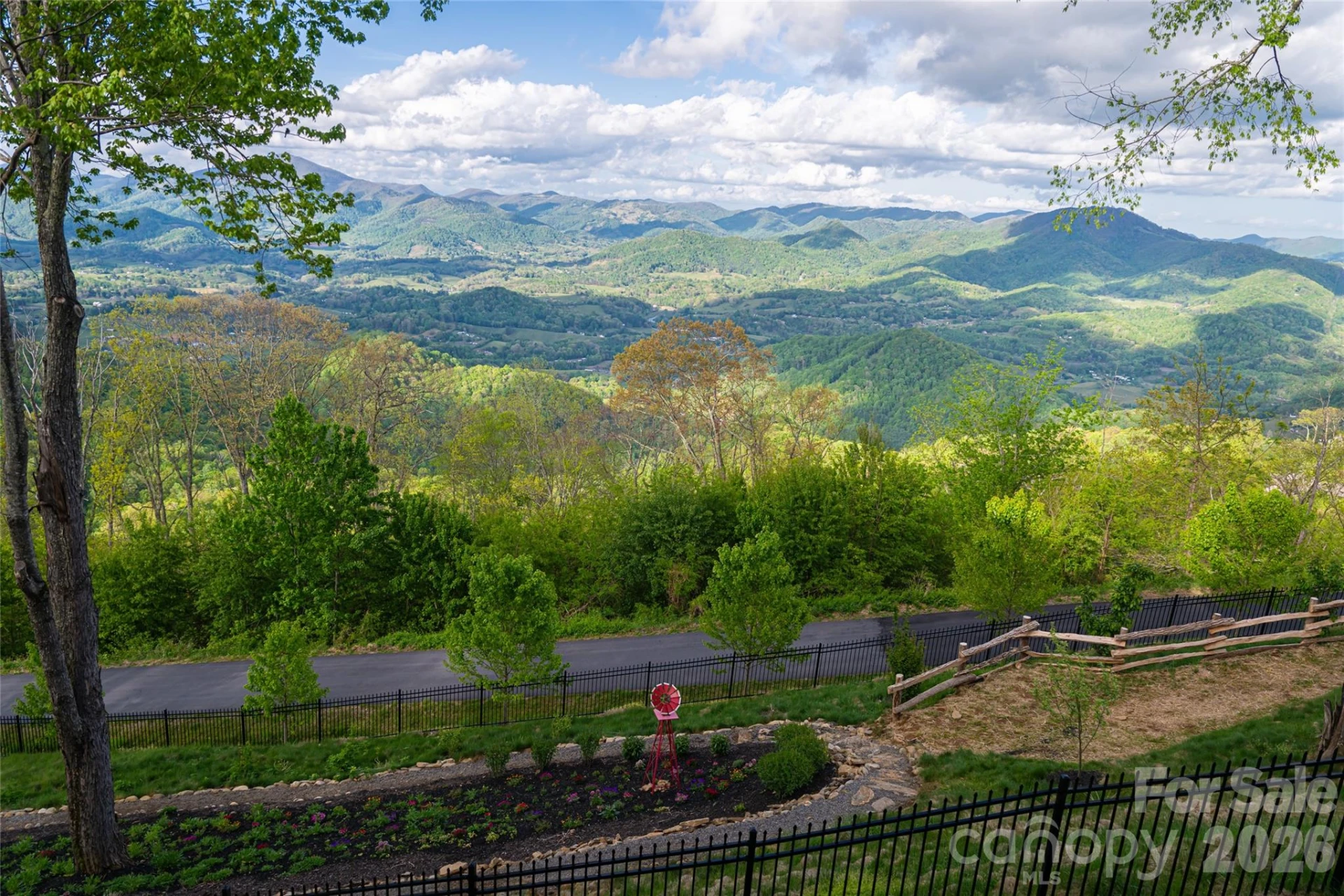 376 Wandering Trail - Photo 47