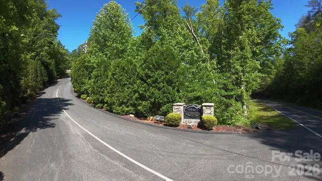 11 Summit Parkway