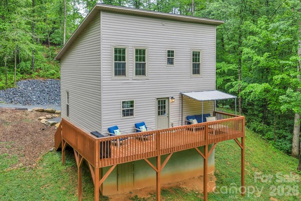 38 Macey Drive - Photo 3