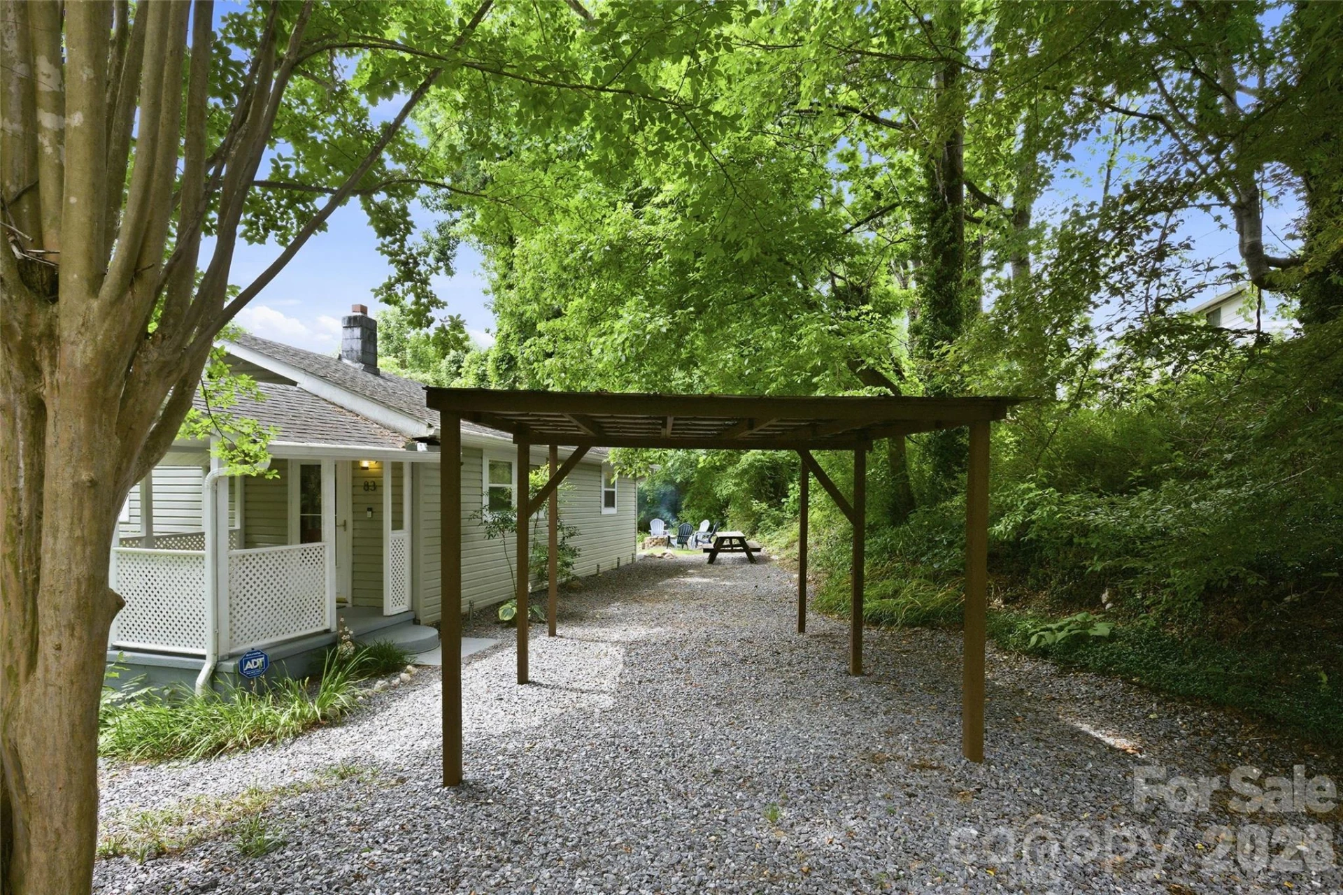 83 E View Street - Photo 12