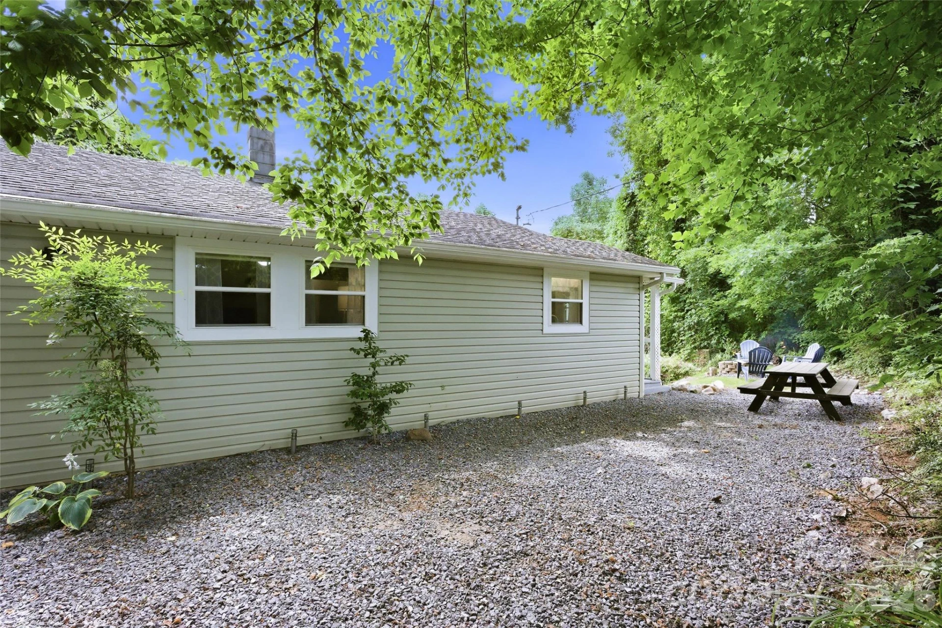 83 E View Street - Photo 15