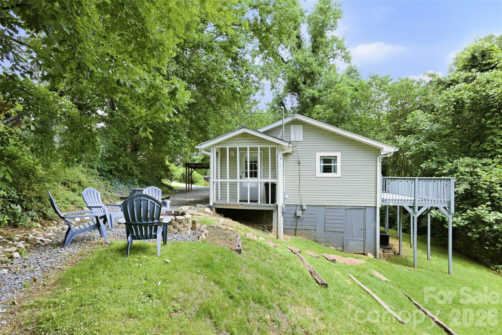 83 E View Street - Photo 17