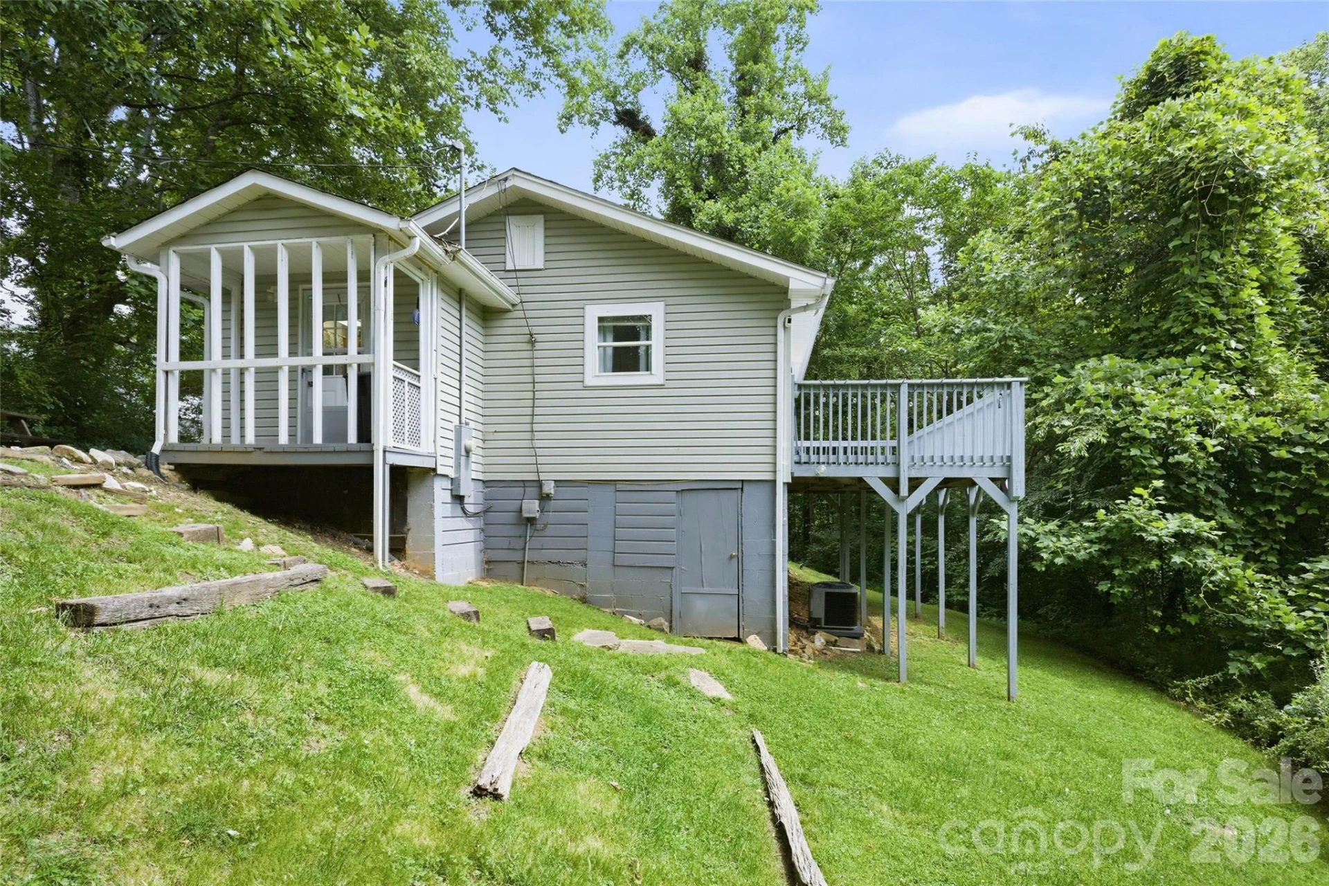 83 E View Street - Photo 20