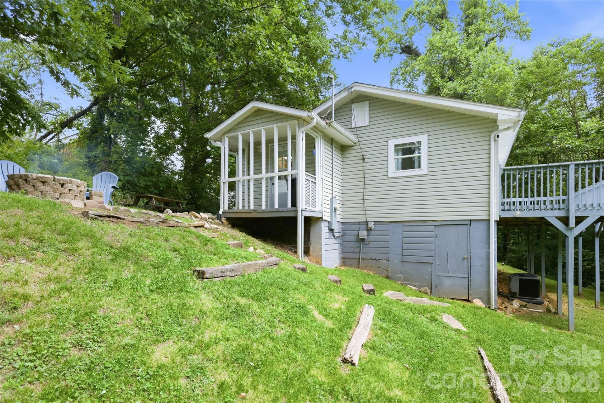 83 E View Street - Photo 21
