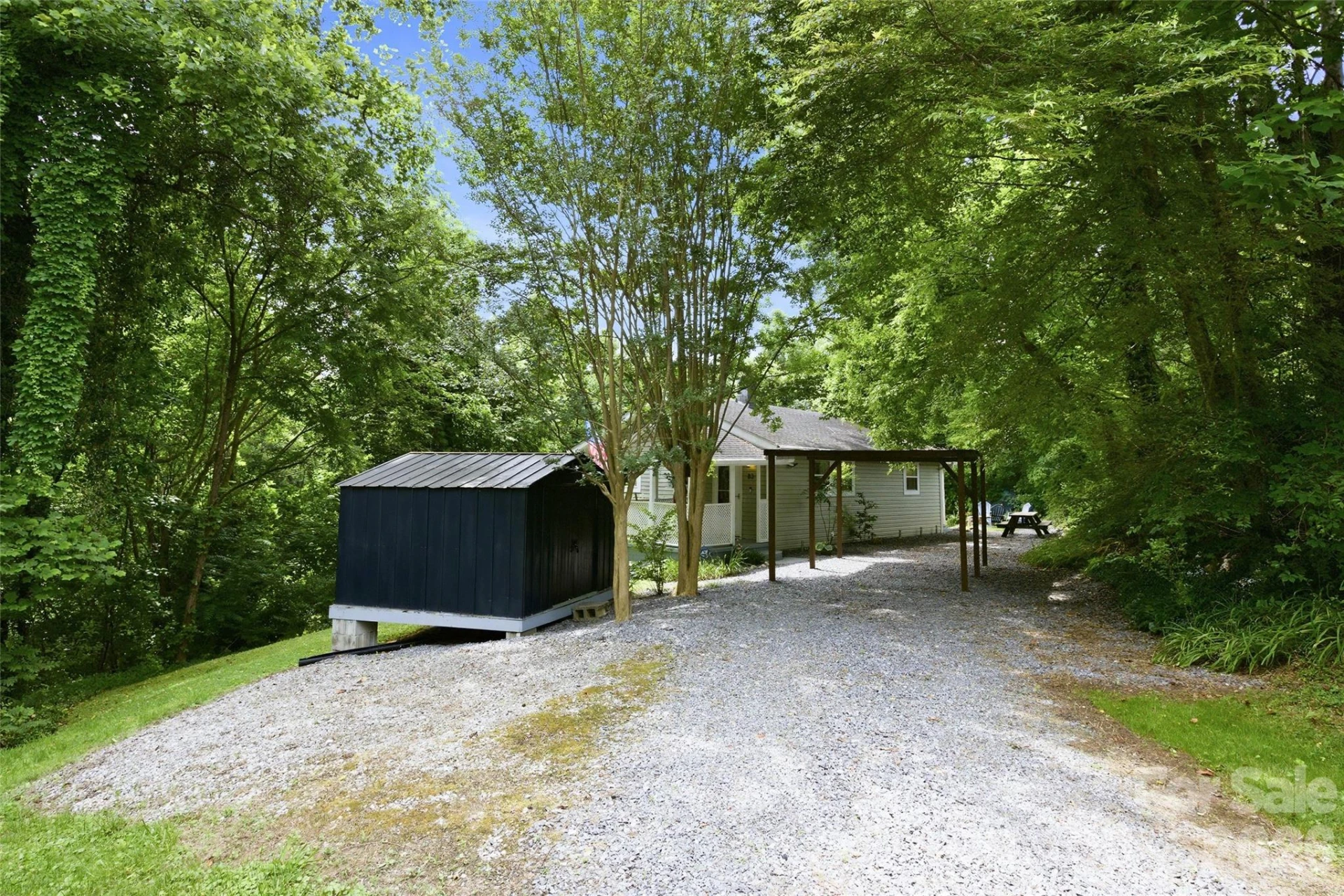83 E View Street - Photo 5