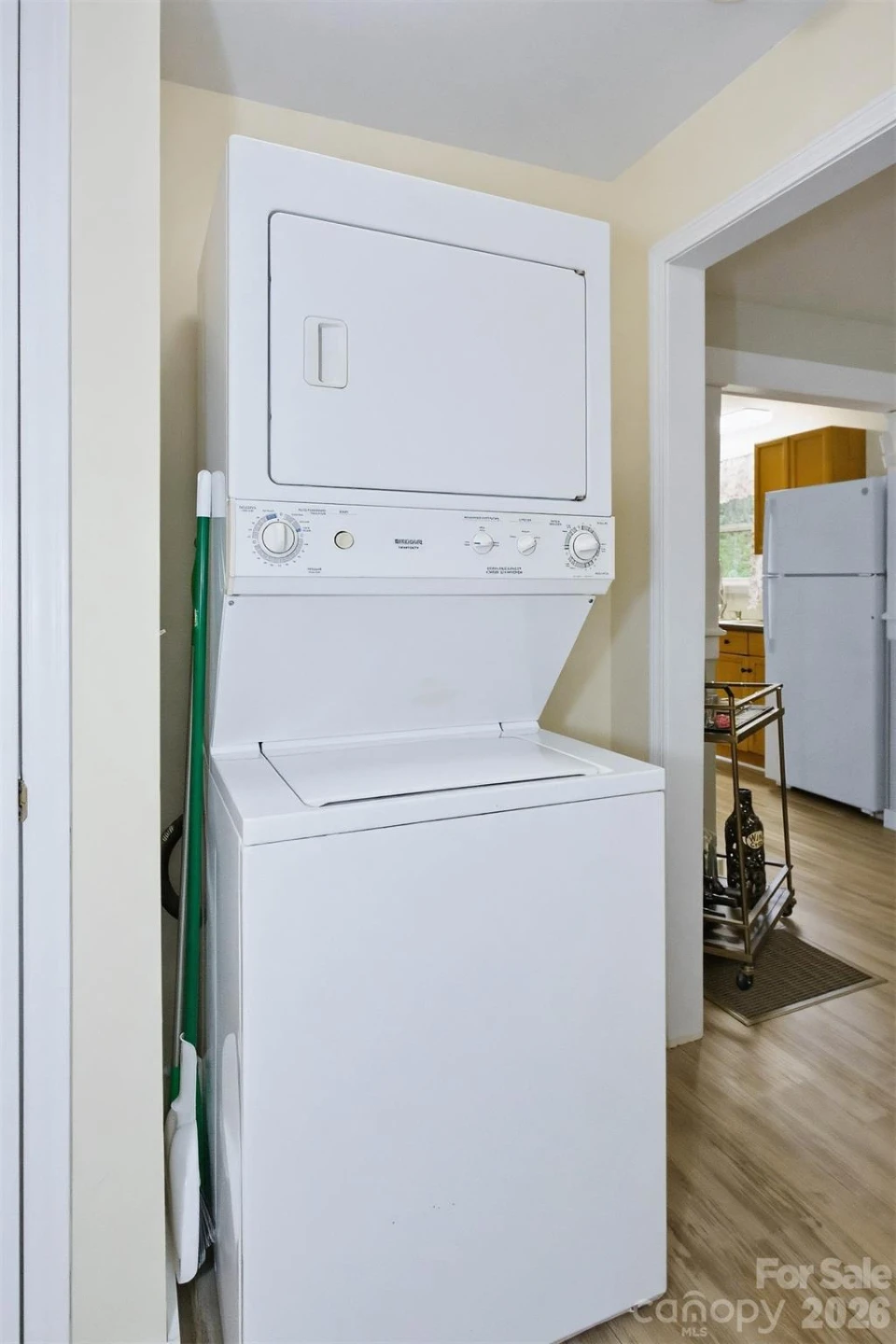 83 E View Street - Photo 42