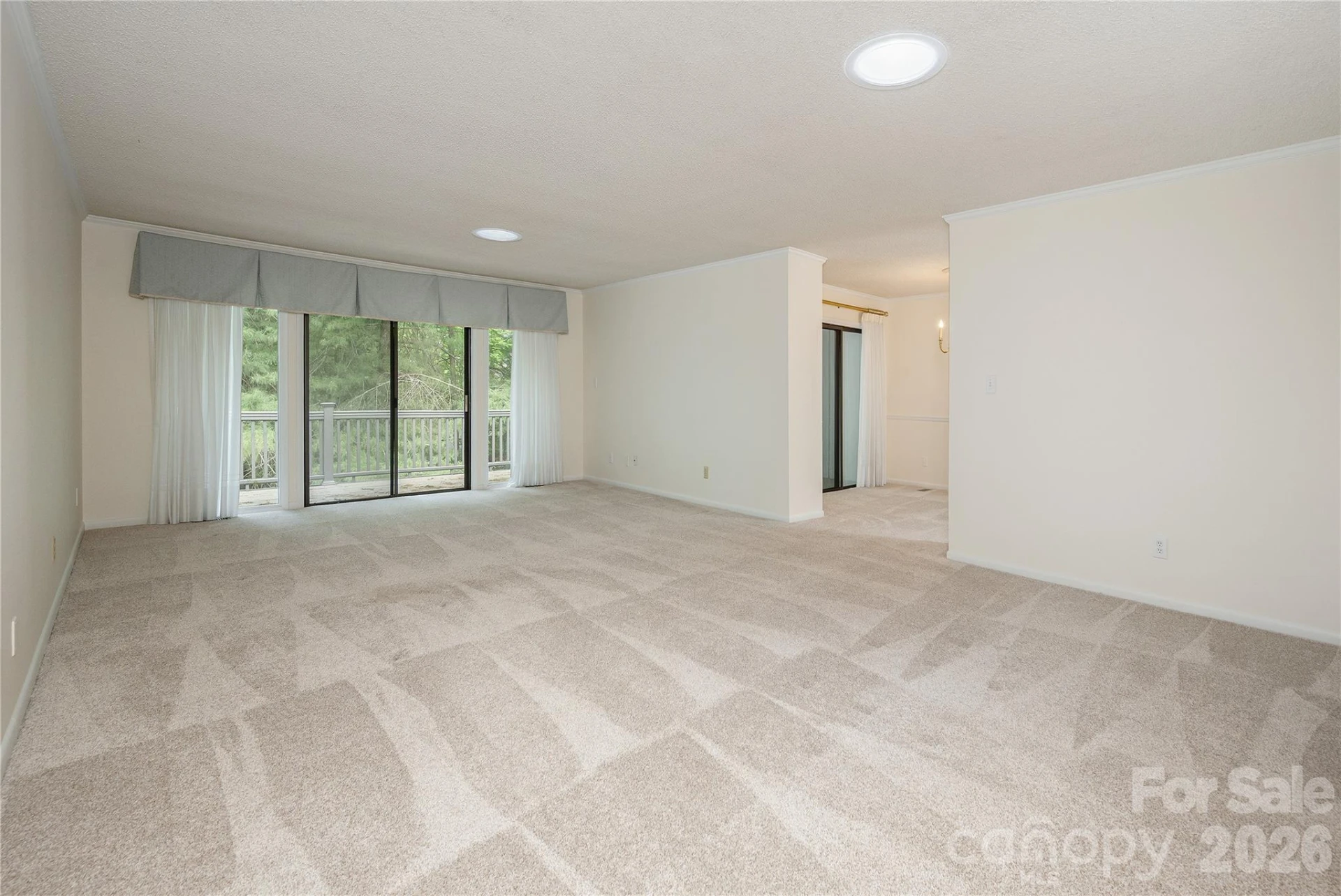 434 Crowfields Drive - Photo 5