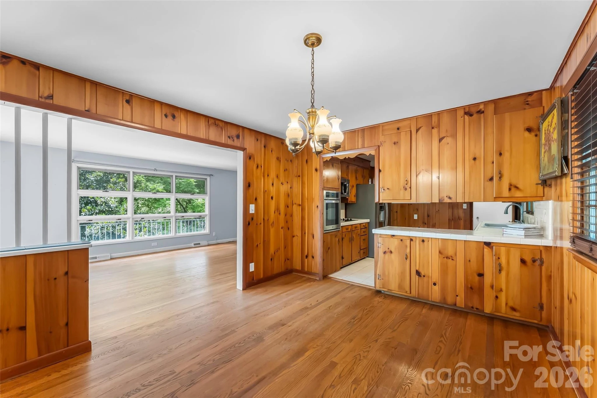 98 Limberlost Drive - Photo 4