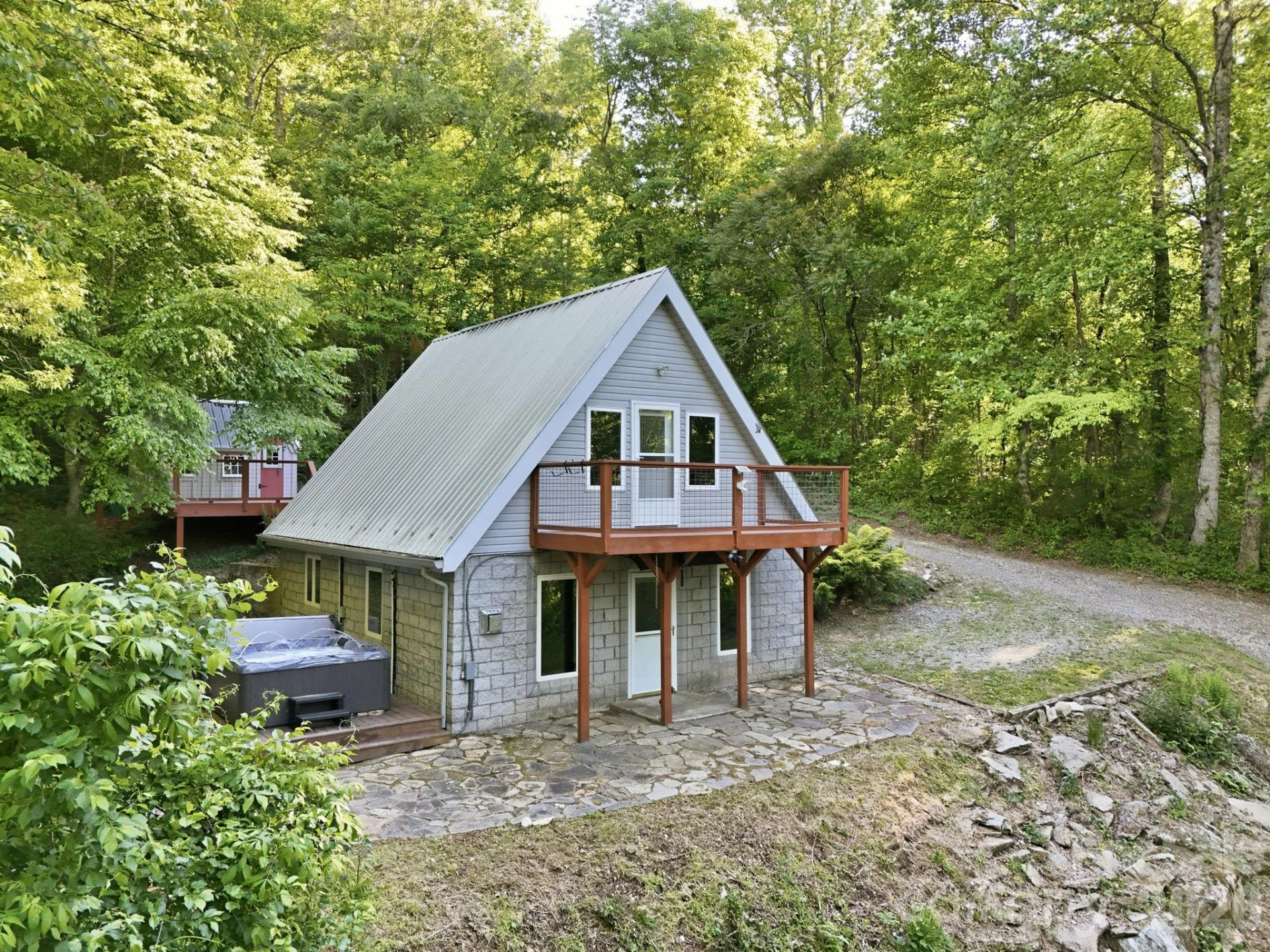 98 Sparkling Springs Road - Photo 2
