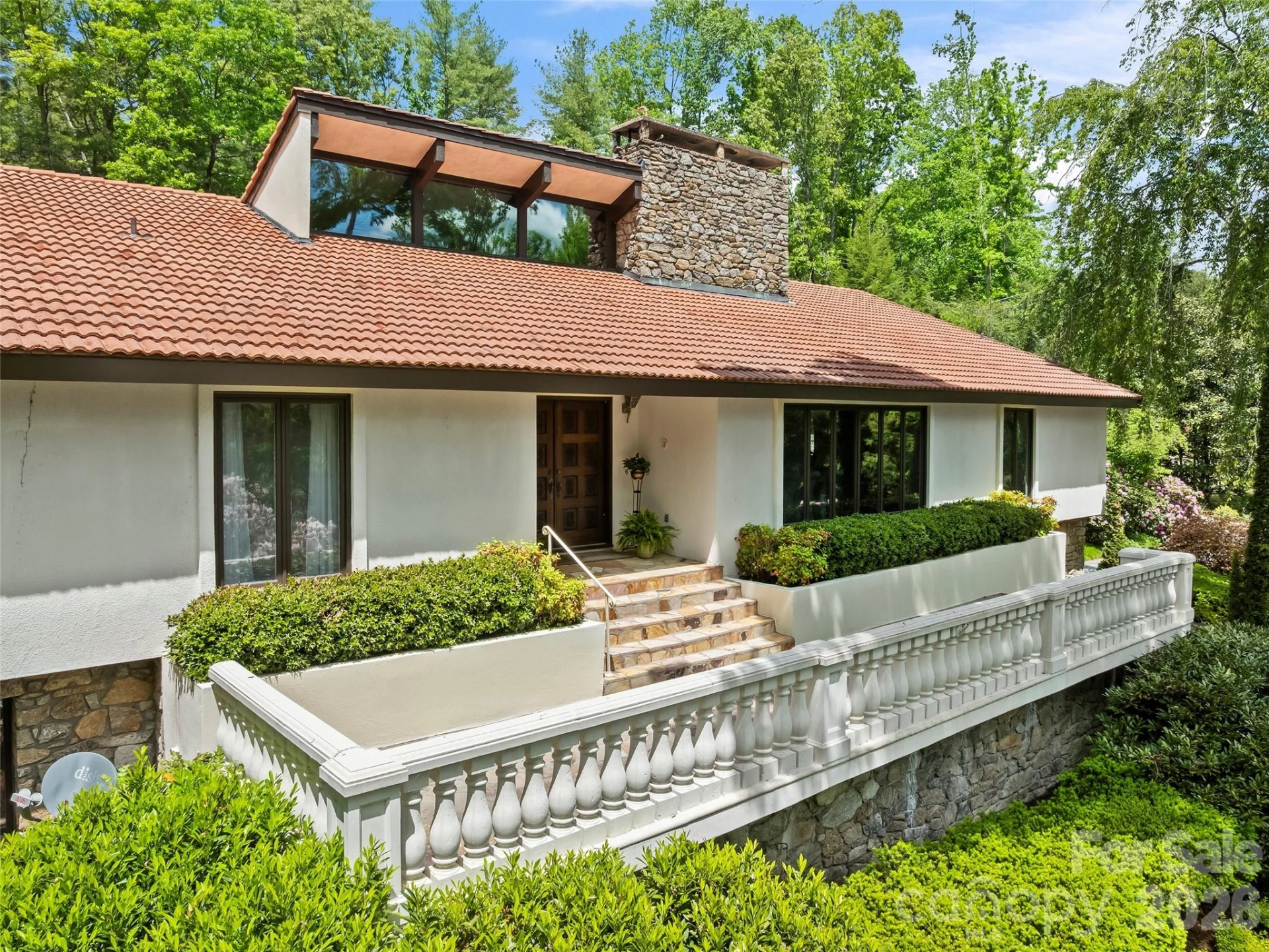69 Forest Road - Photo 2
