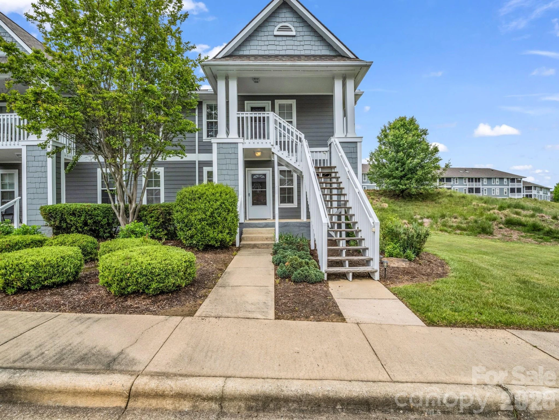 3005 Sagamore Lane - Photo 2