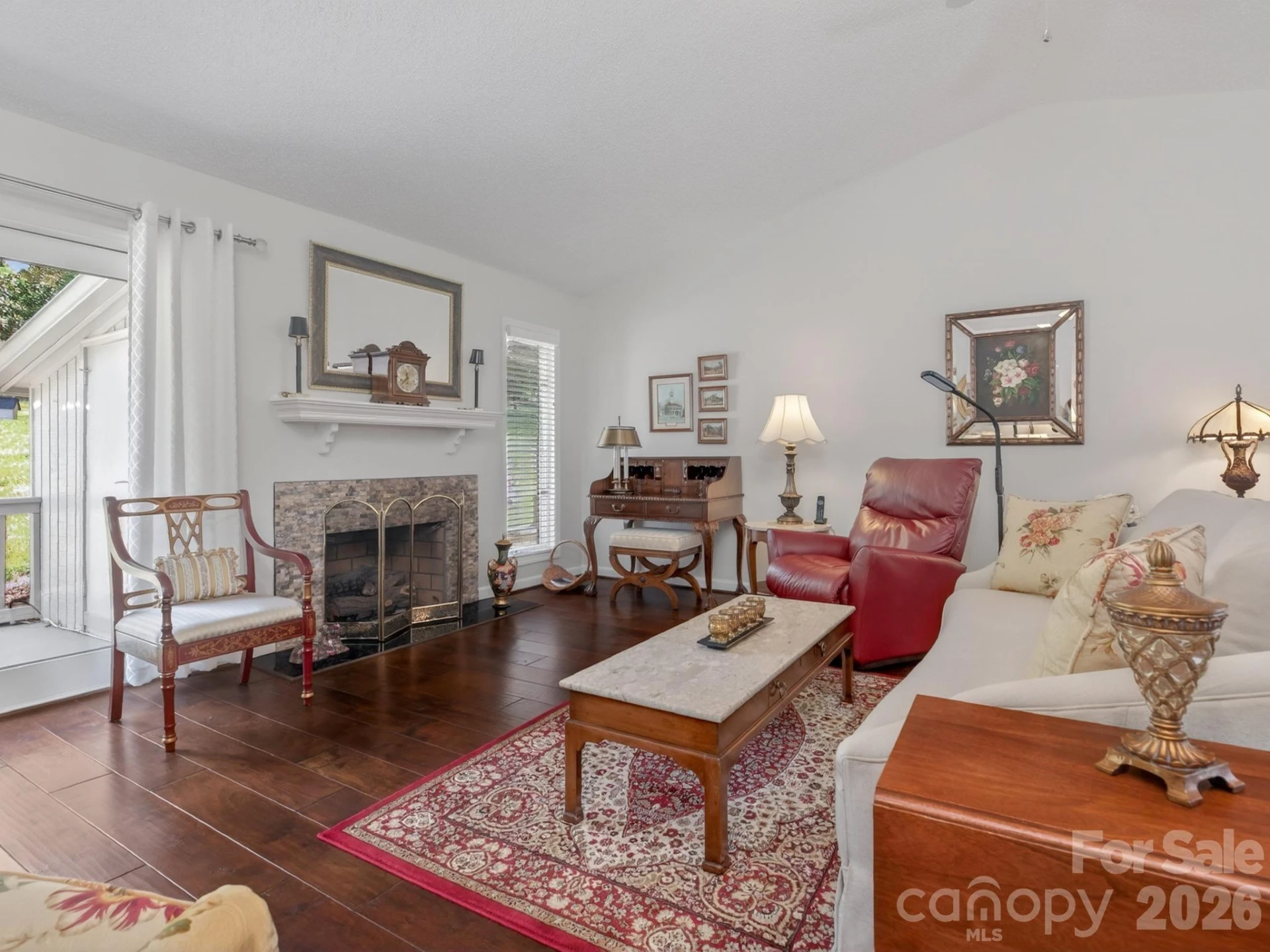 136 Deerlake Drive - Photo 13
