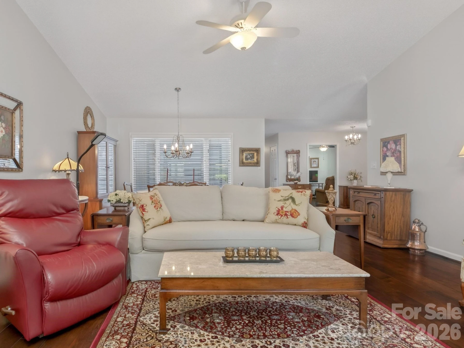 136 Deerlake Drive - Photo 14