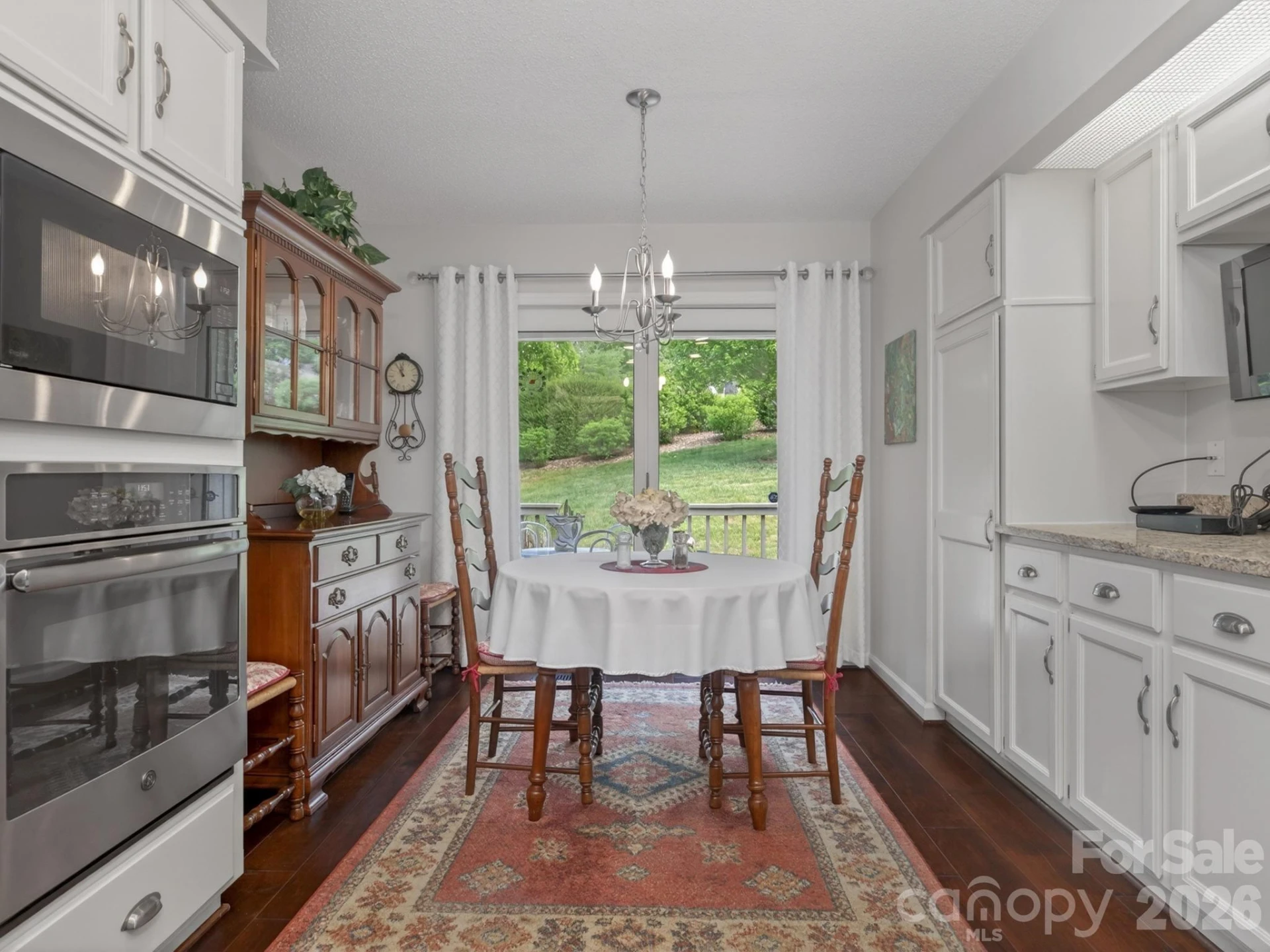 136 Deerlake Drive - Photo 16