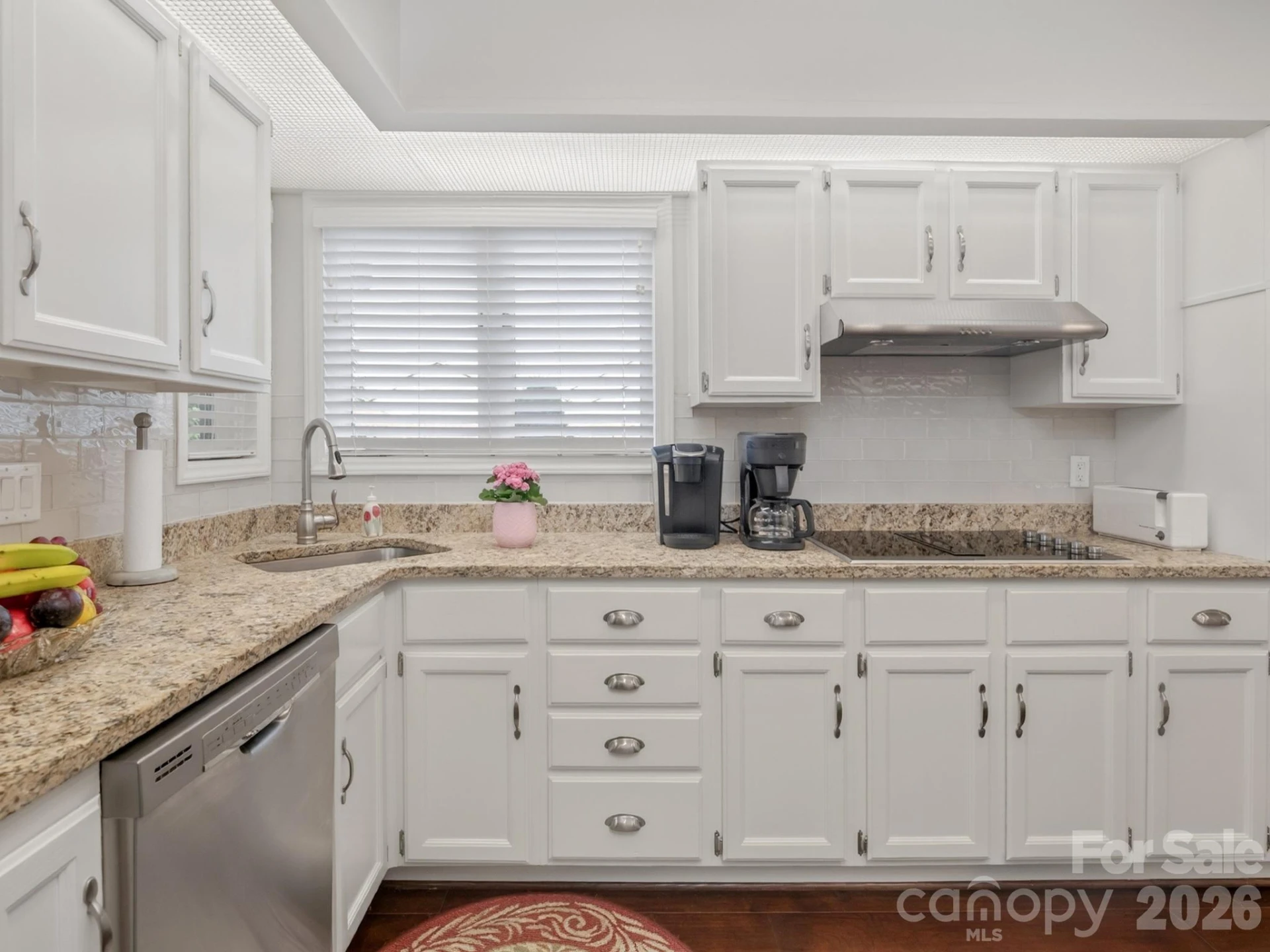 136 Deerlake Drive - Photo 17