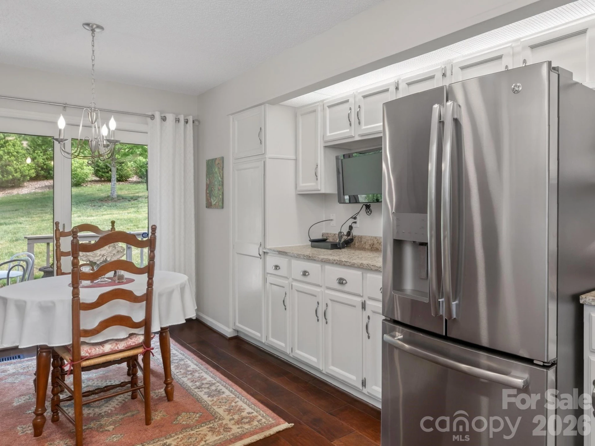136 Deerlake Drive - Photo 18