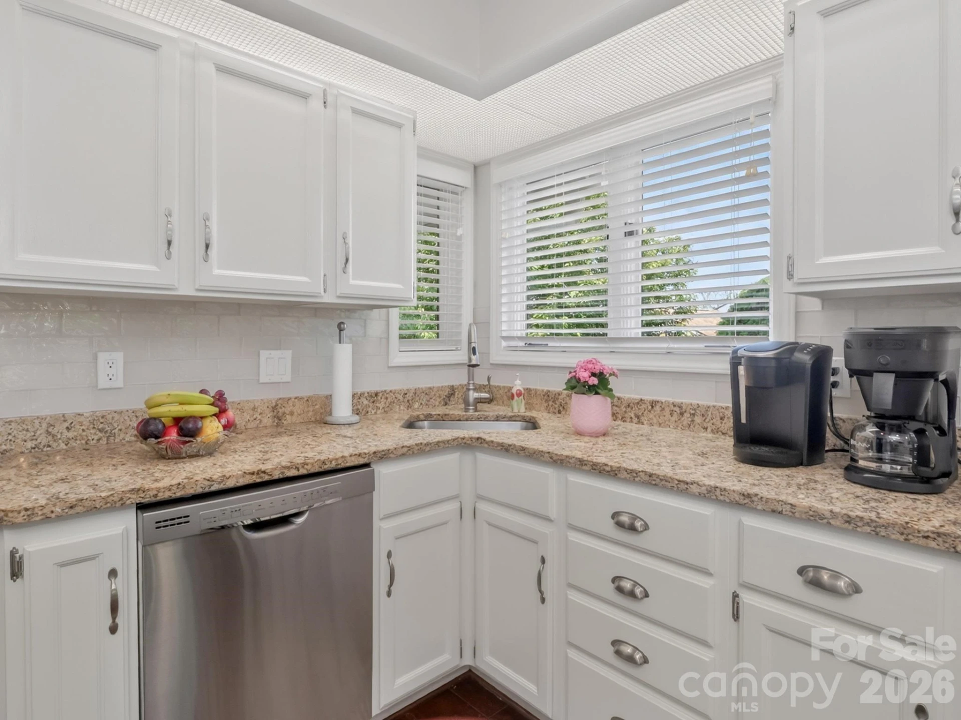 136 Deerlake Drive - Photo 19