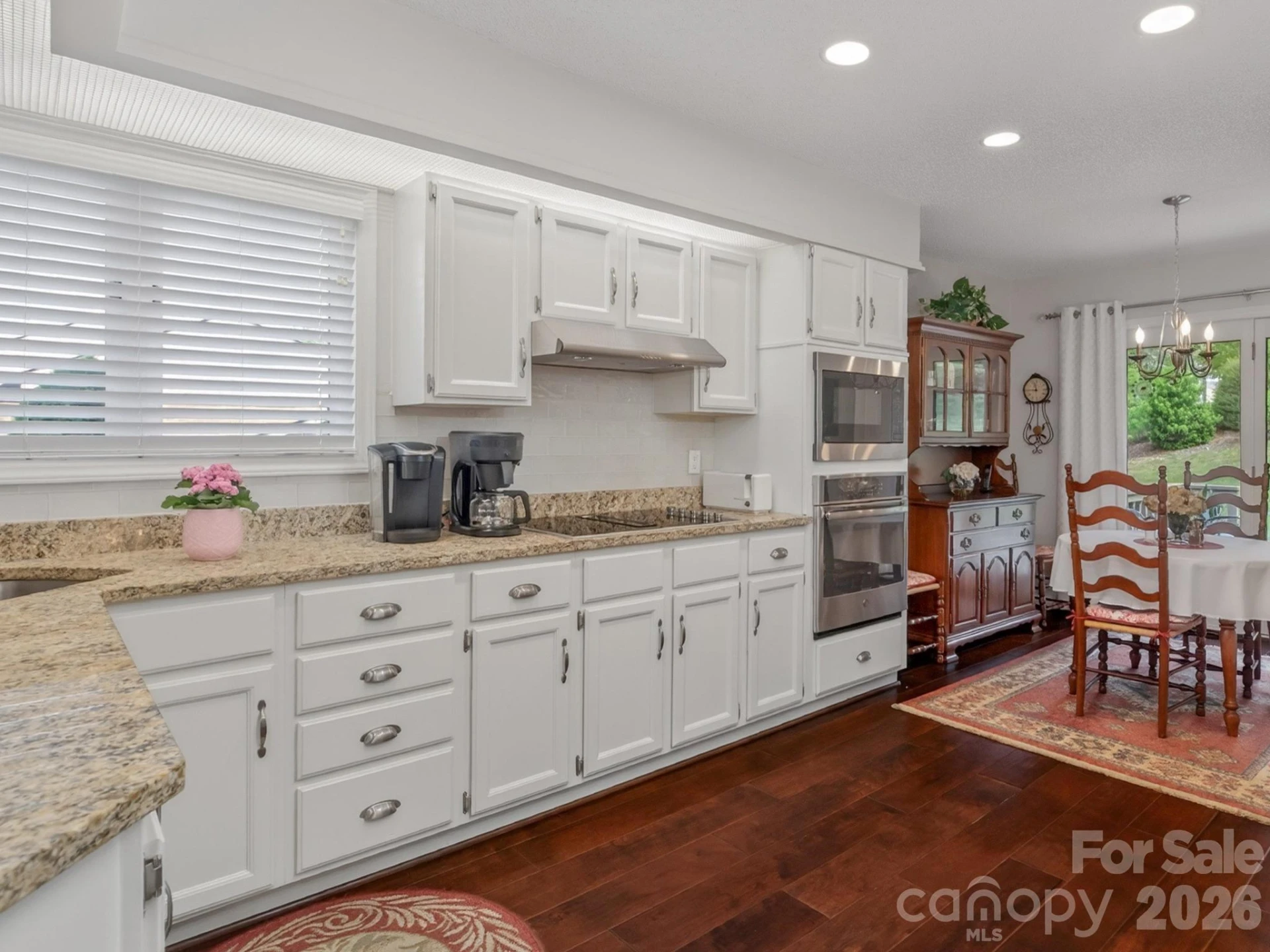 136 Deerlake Drive - Photo 20