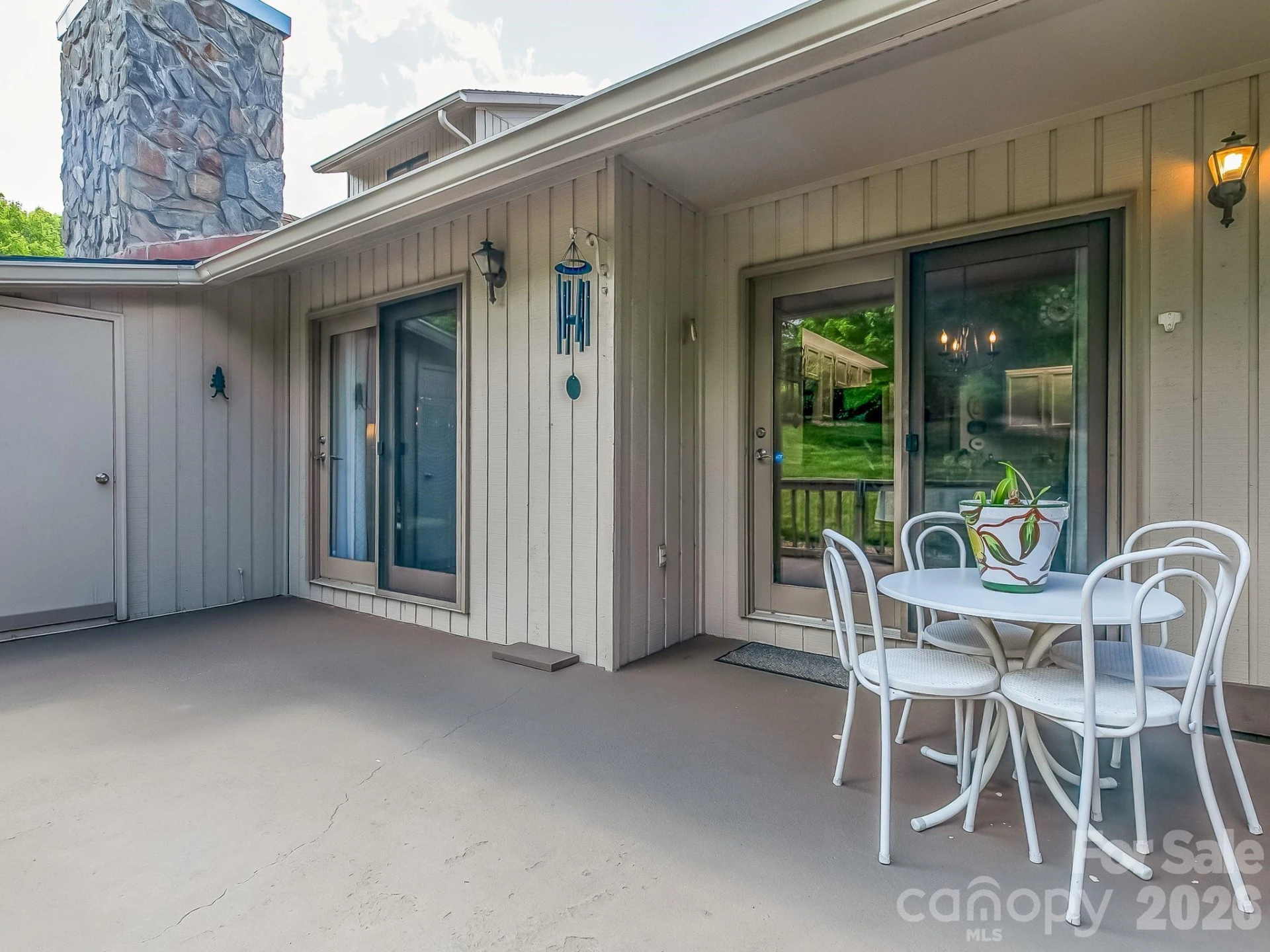 136 Deerlake Drive - Photo 24