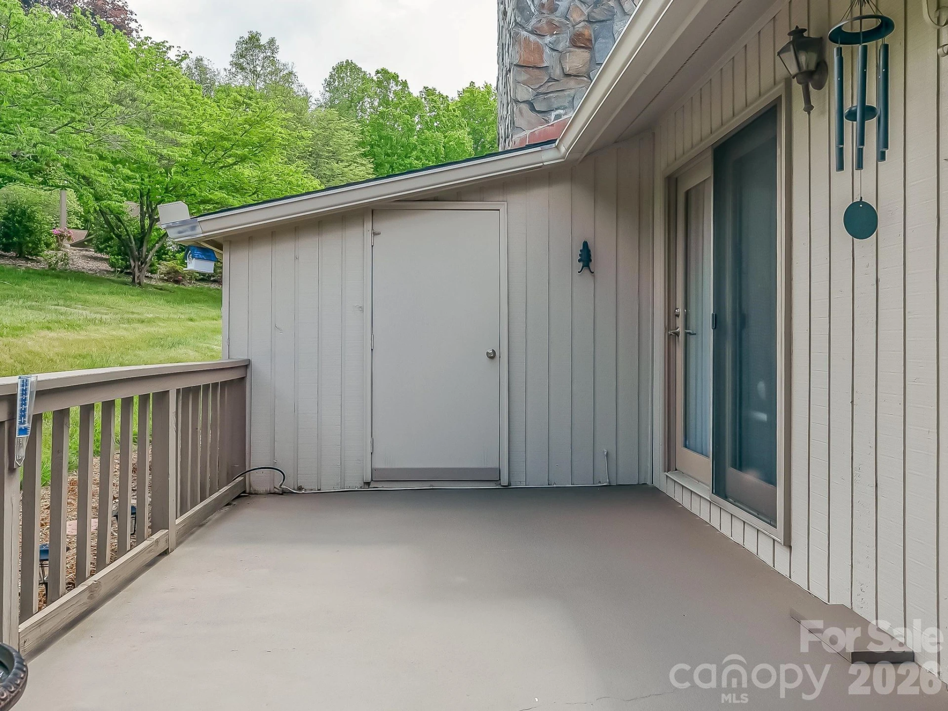 136 Deerlake Drive - Photo 29