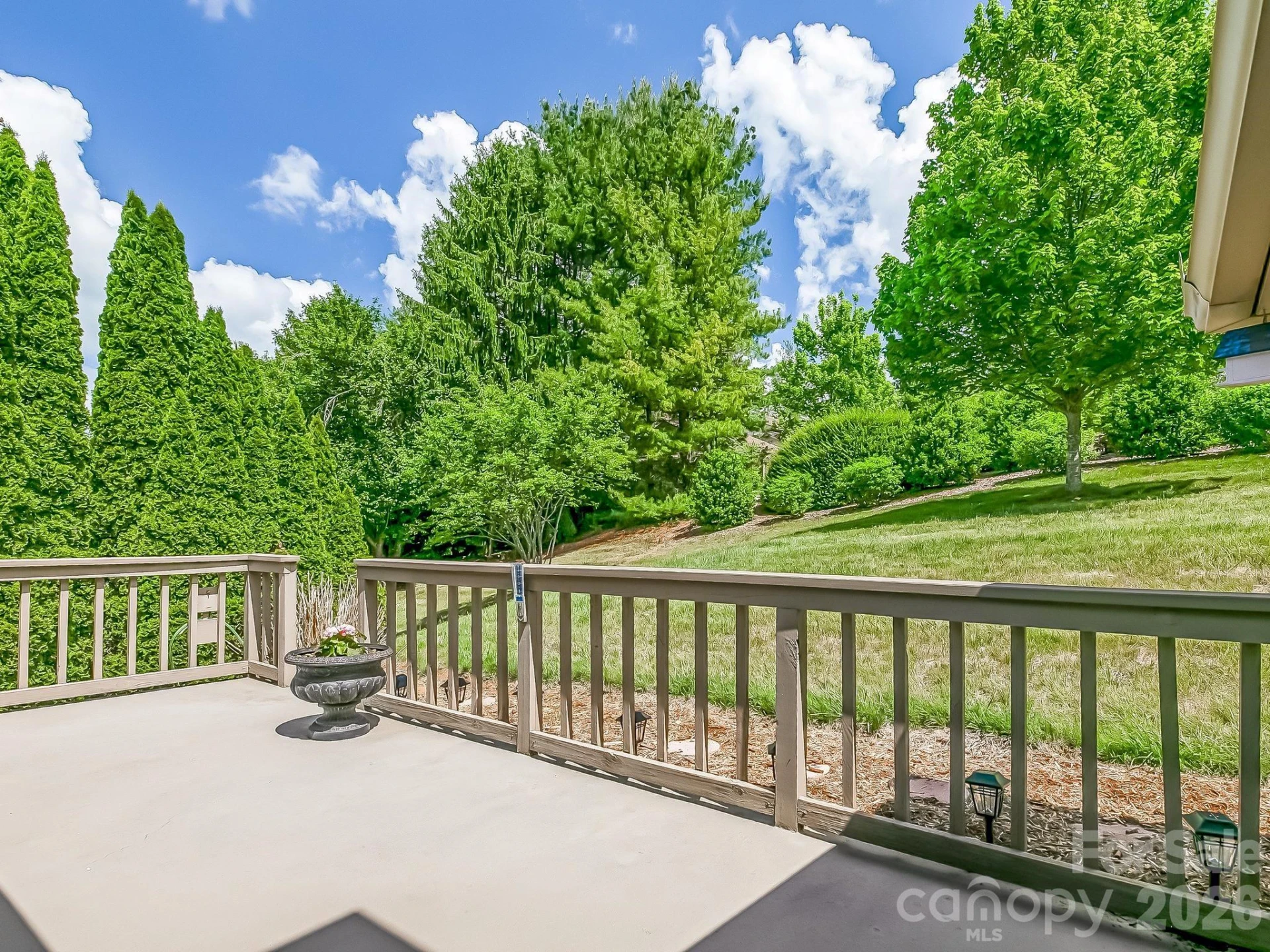 136 Deerlake Drive - Photo 46