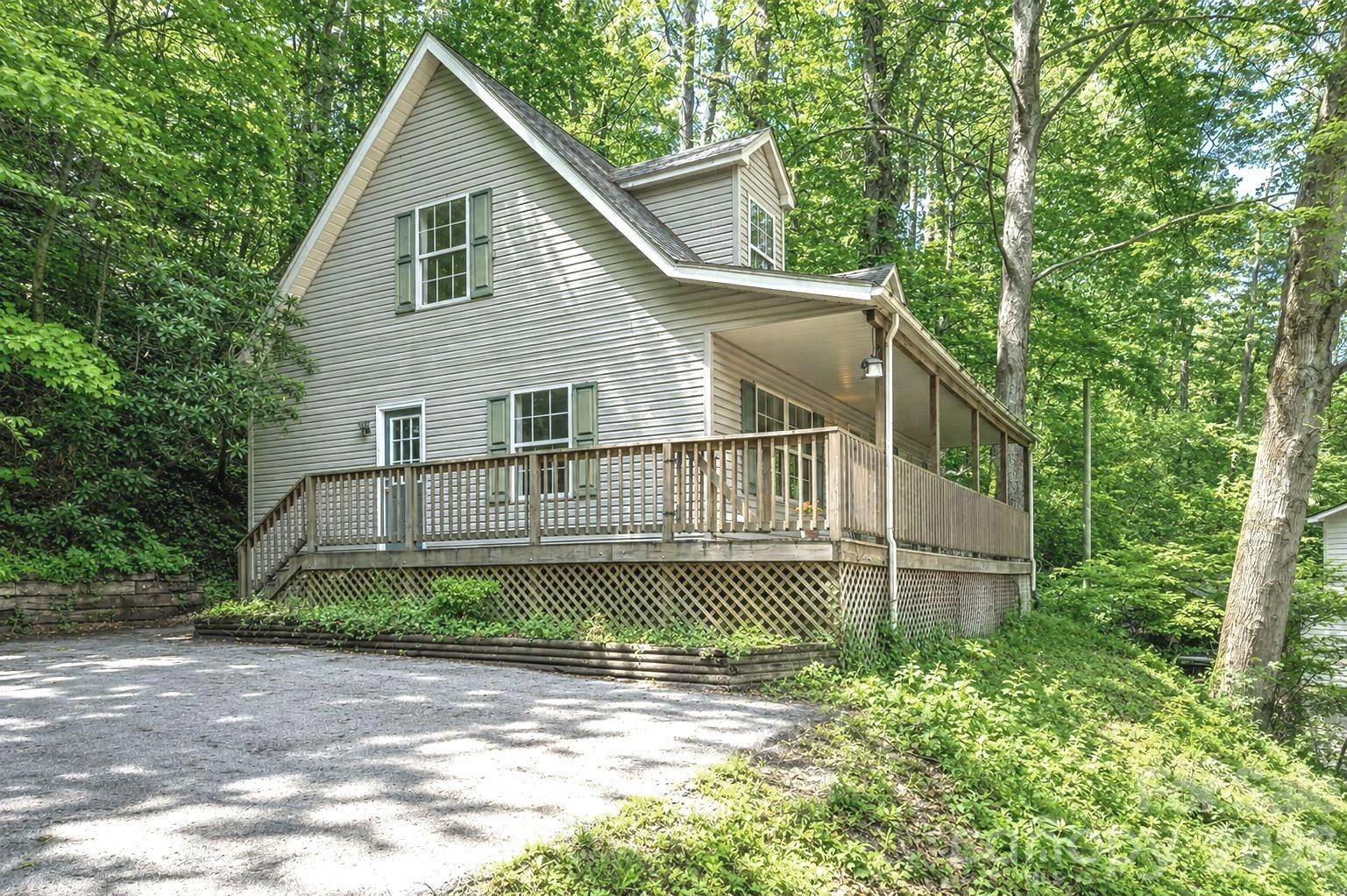 42 Greenview Drive - Photo 3