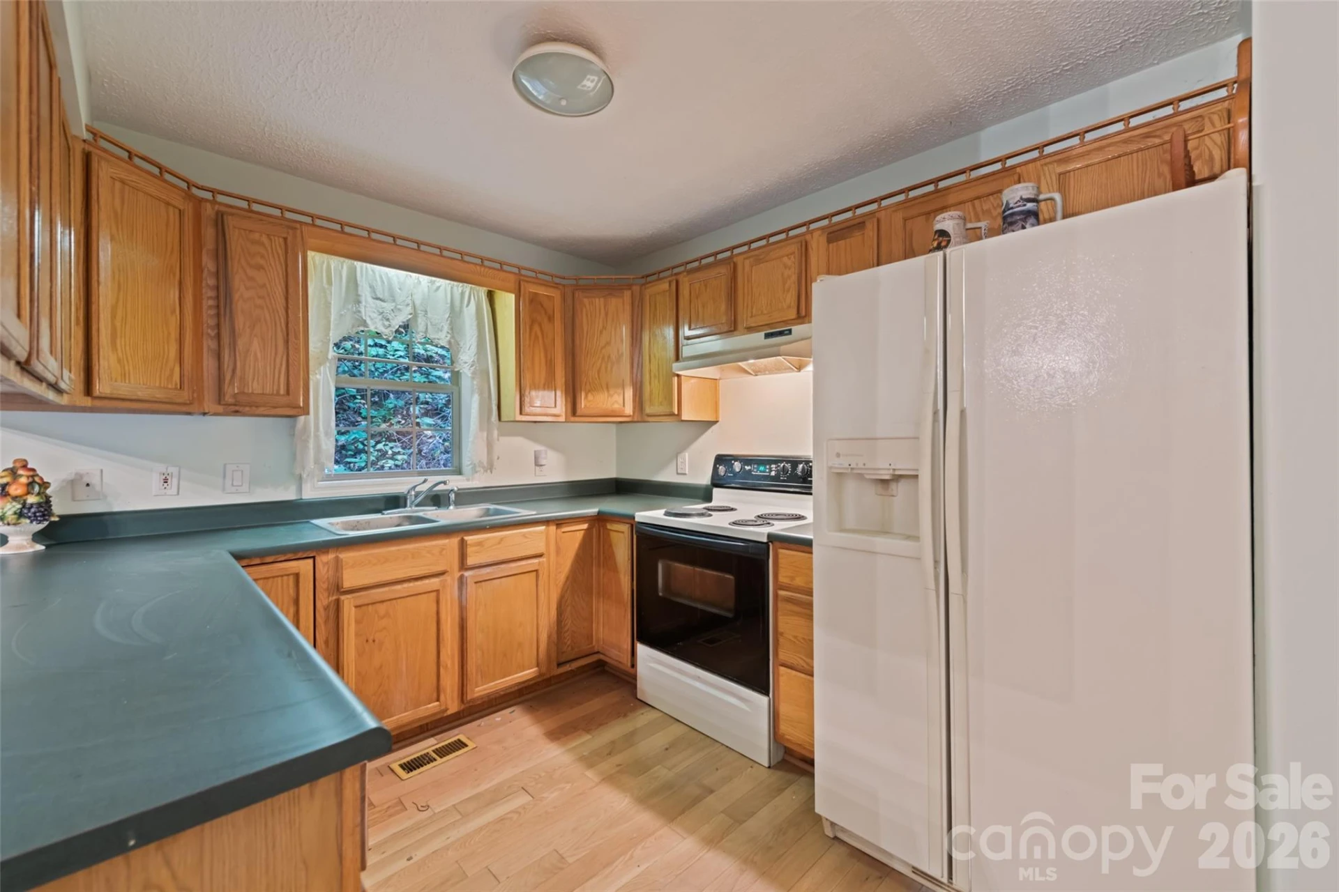 42 Greenview Drive - Photo 12