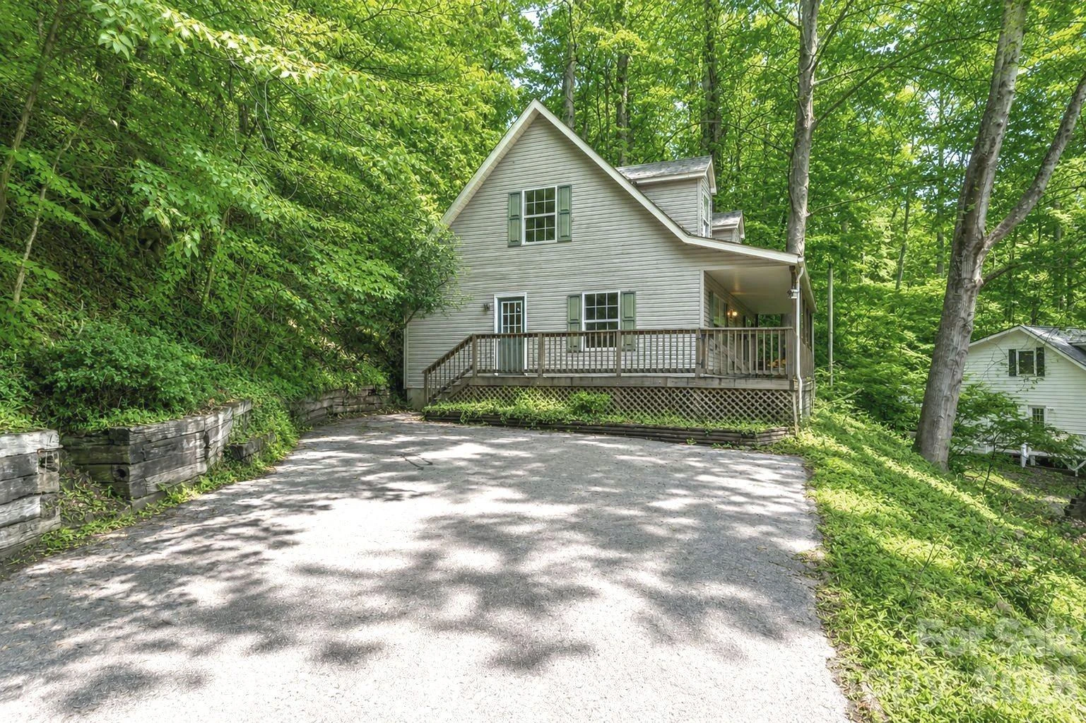 42 Greenview Drive - Photo 5