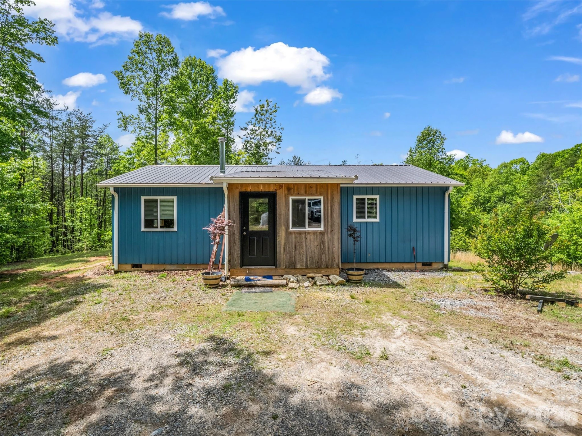721 Old Mill Road - Photo 2