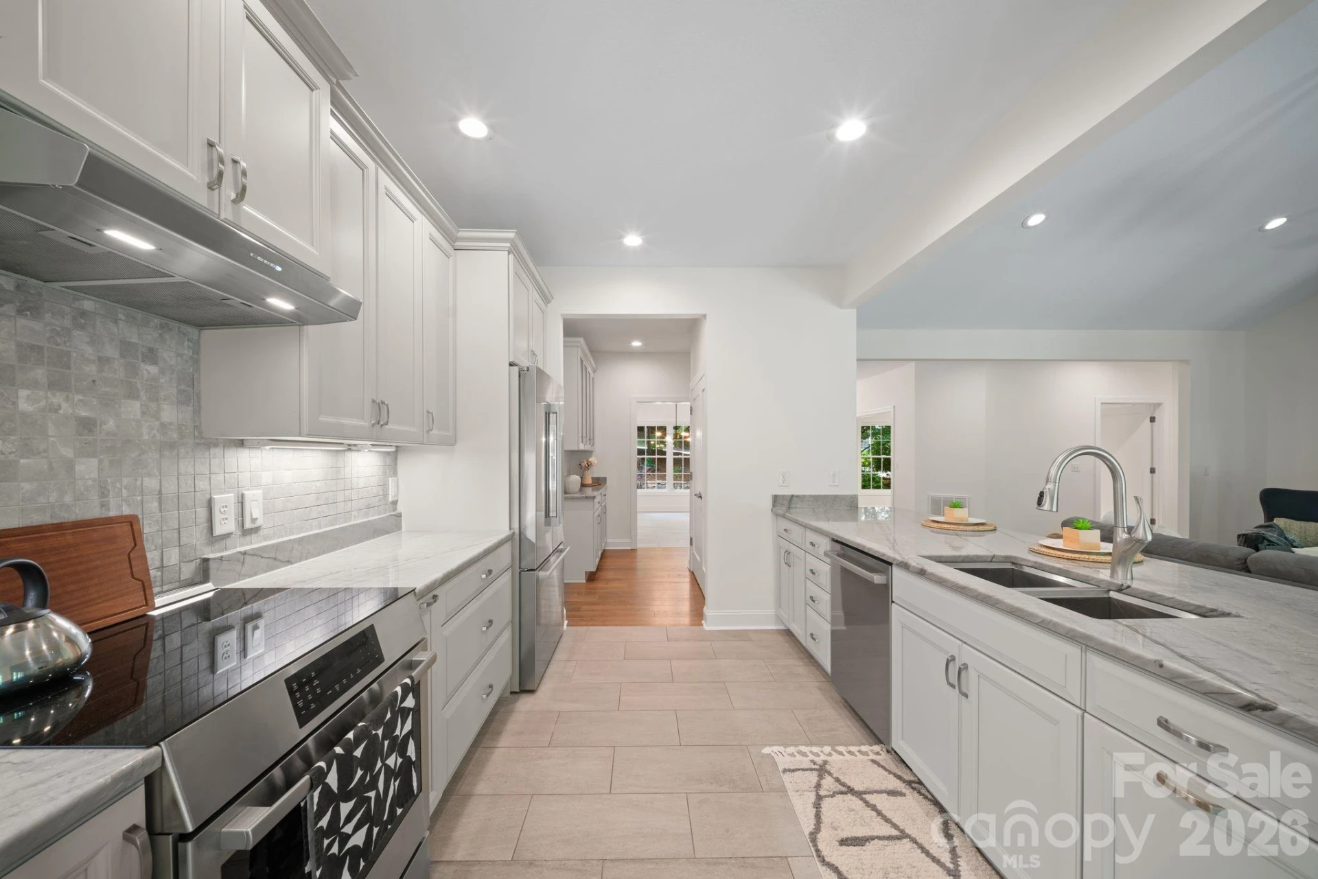 2508 Carriage Falls Court - Photo 15