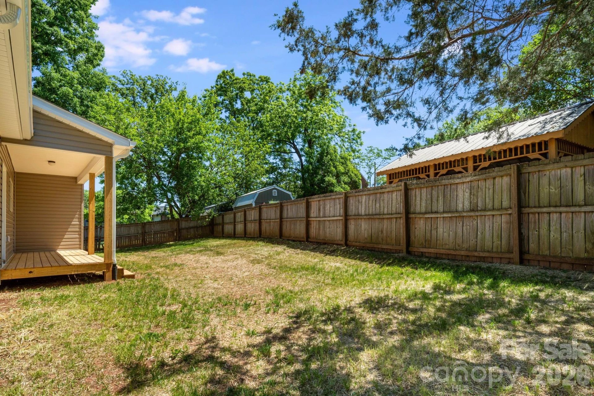 144 Georgia Avenue - Photo 31