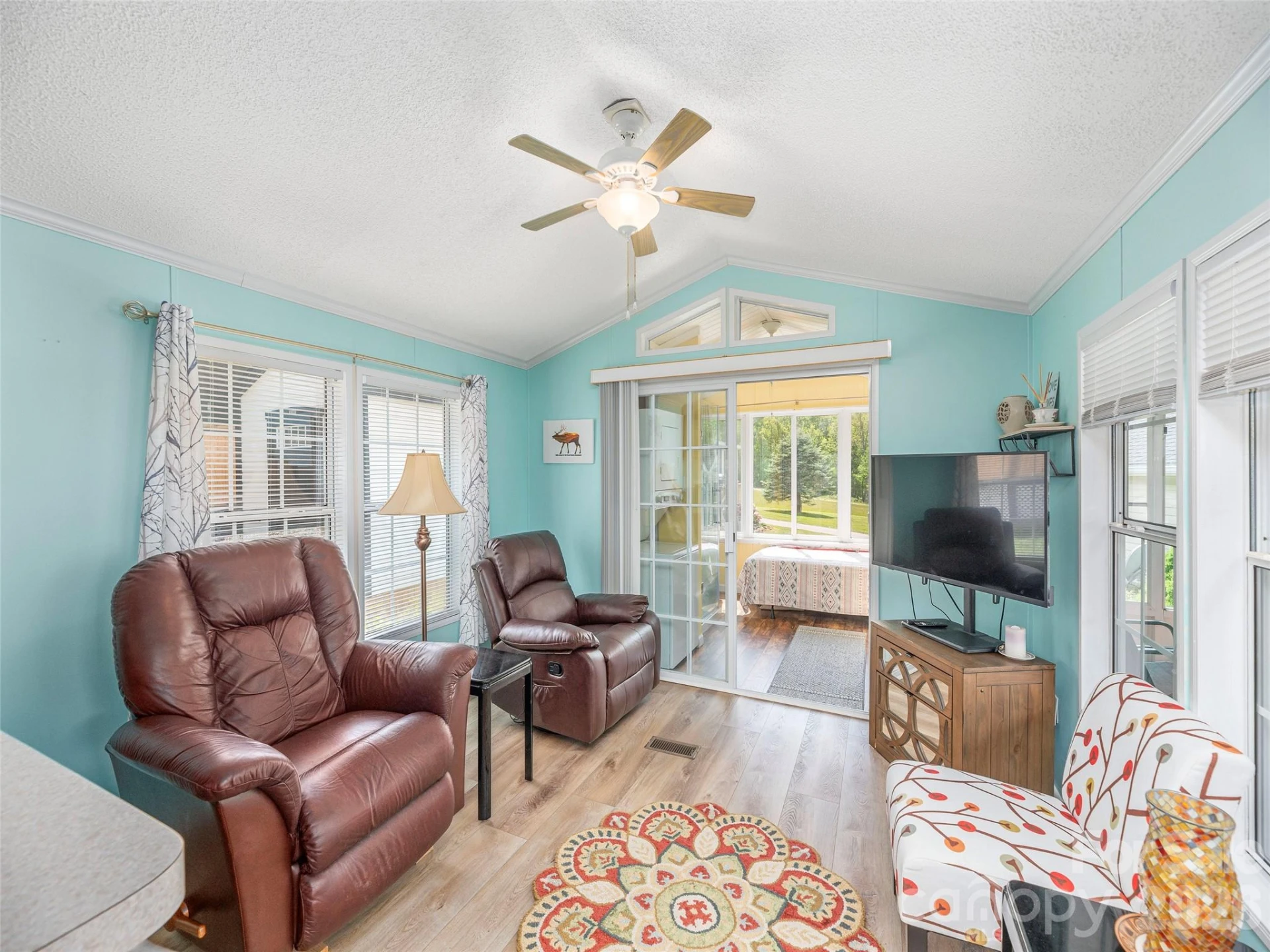 11 Valentine Drive - Photo 4