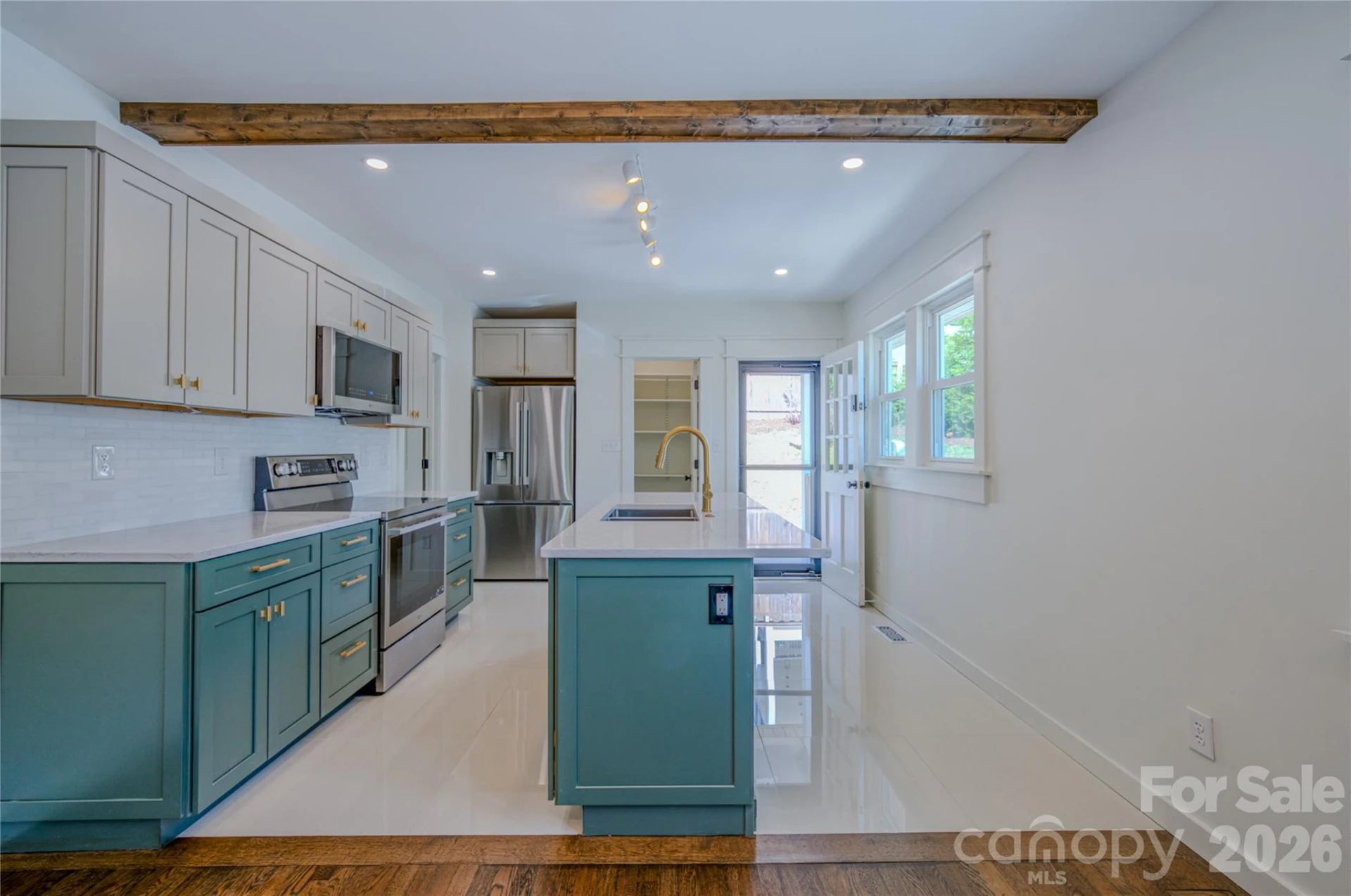 26 Henrietta Street - Photo 3