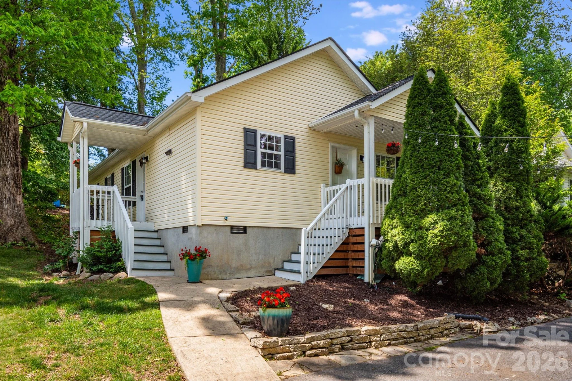112 Shadowlawn Drive