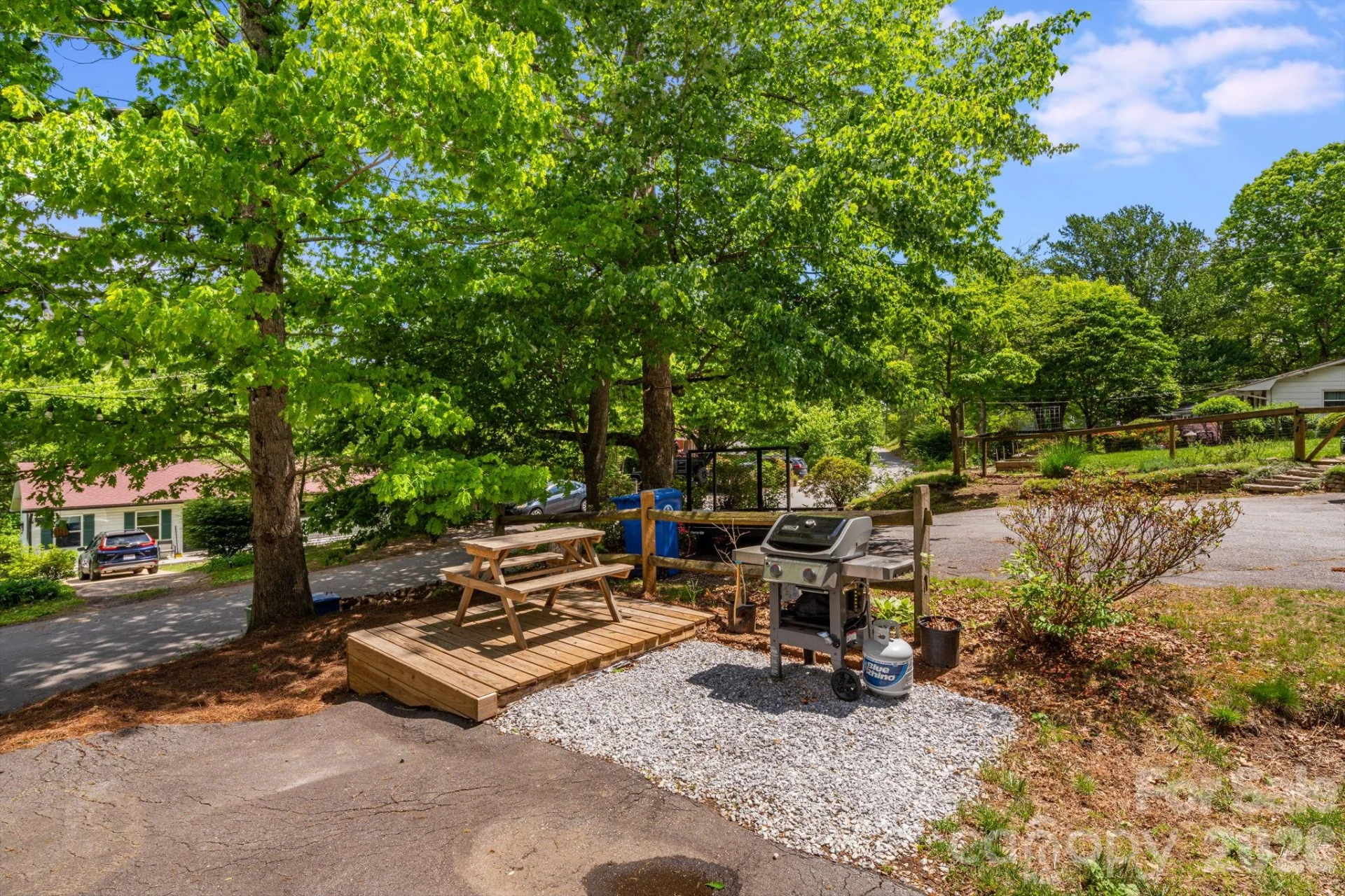 112 Shadowlawn Drive - Photo 24