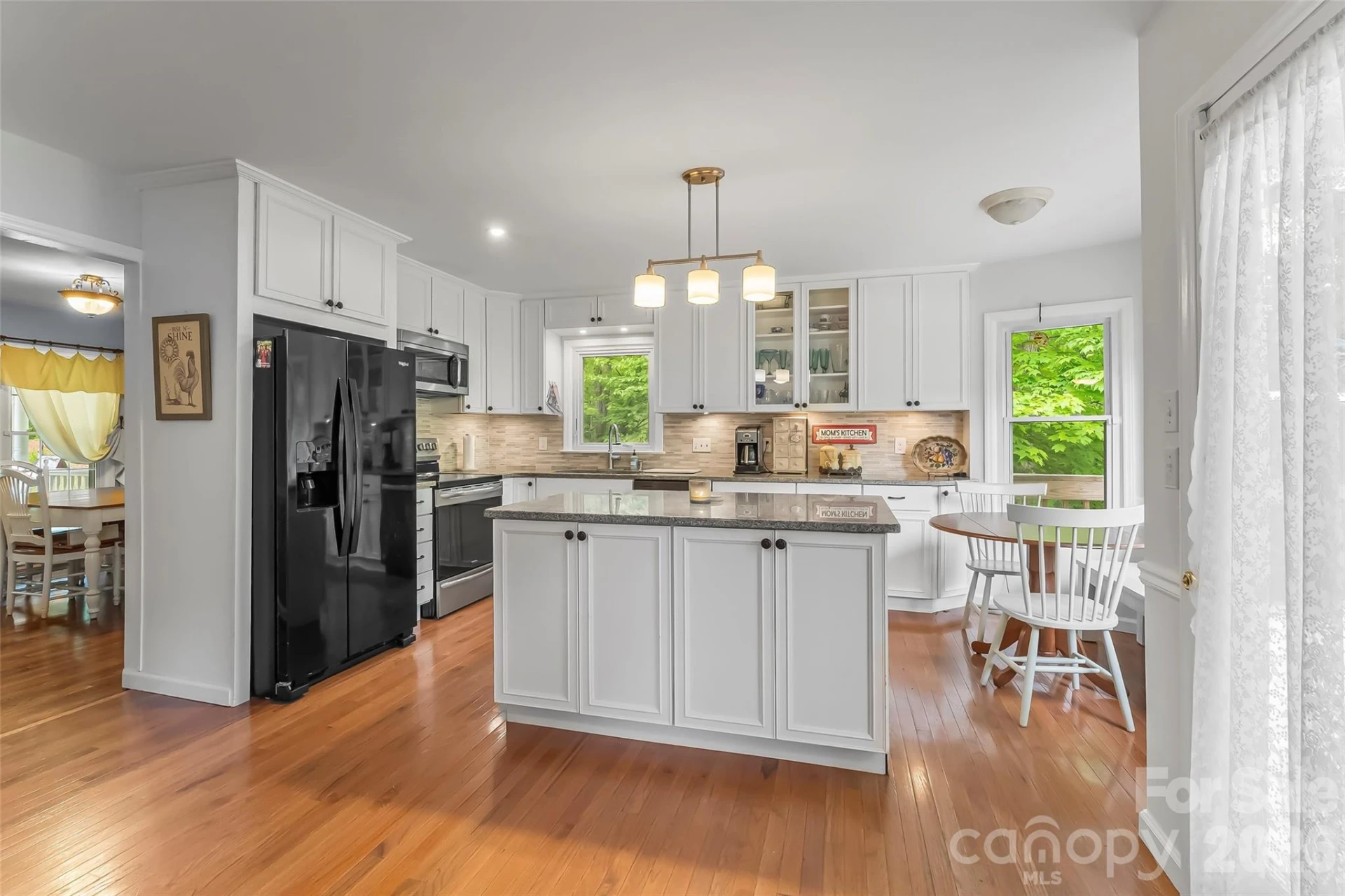 808 Lakey Gap Road - Photo 3