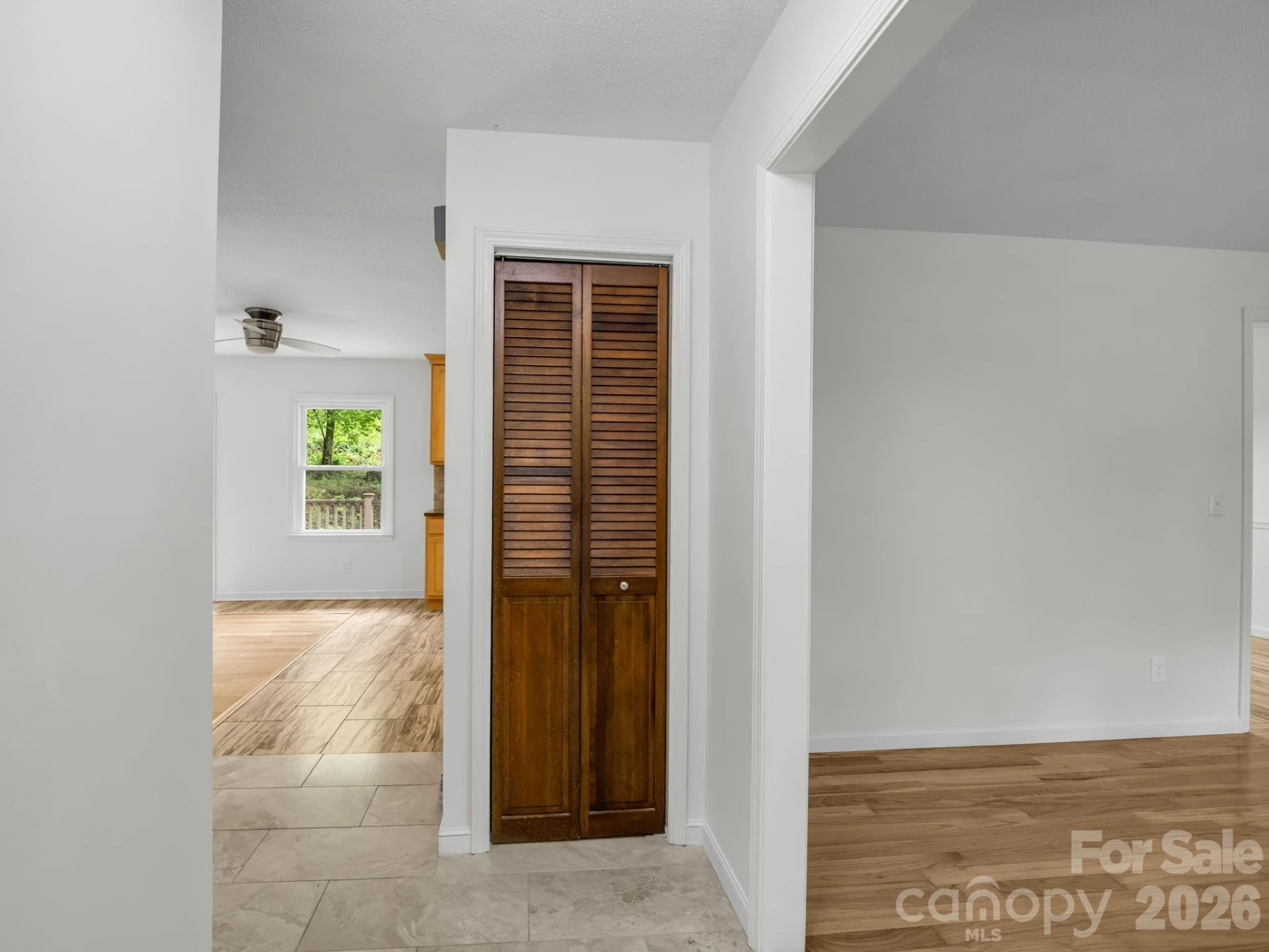 11 Deer Run Drive - Photo 5