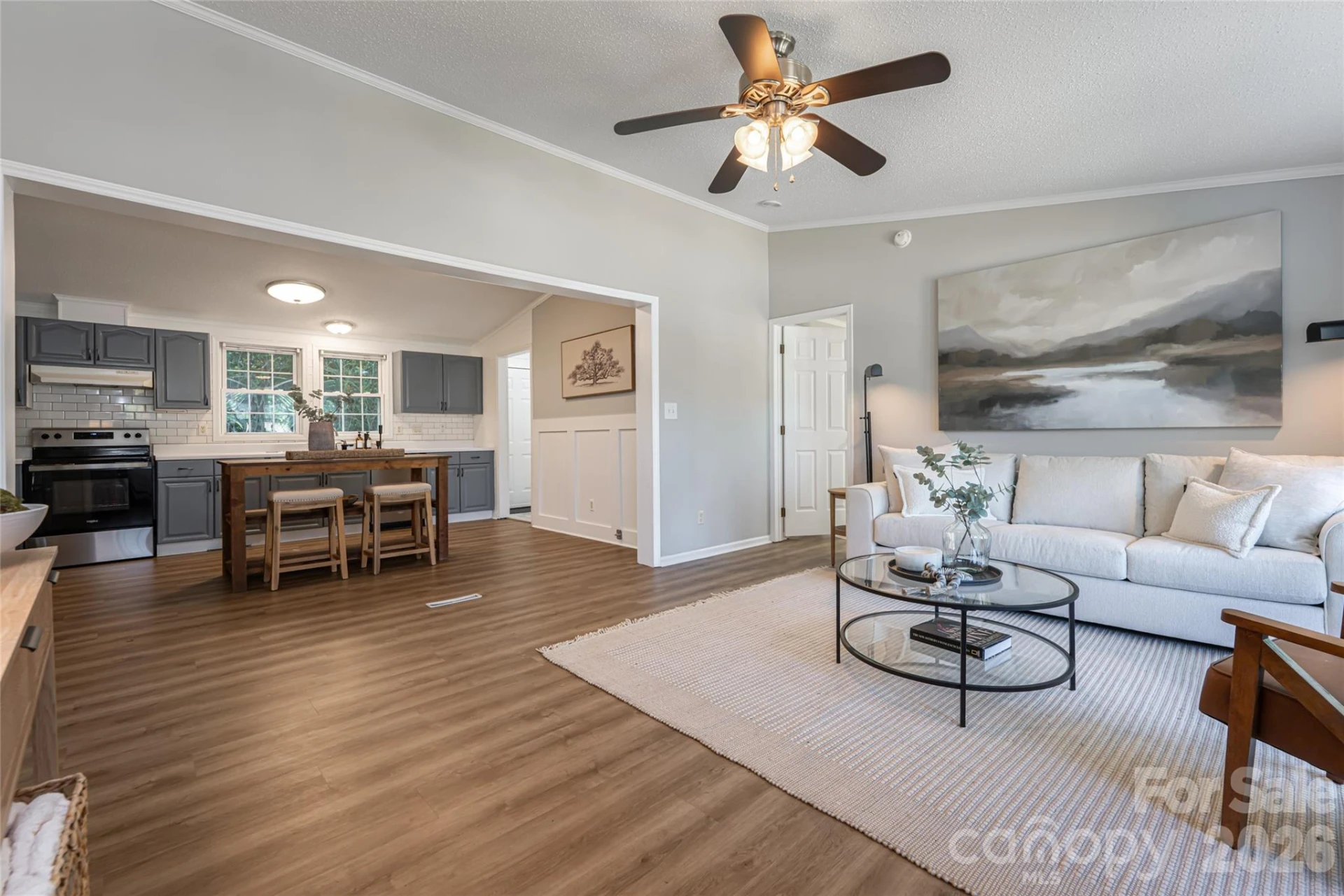 19 Sycamore Street - Photo 2