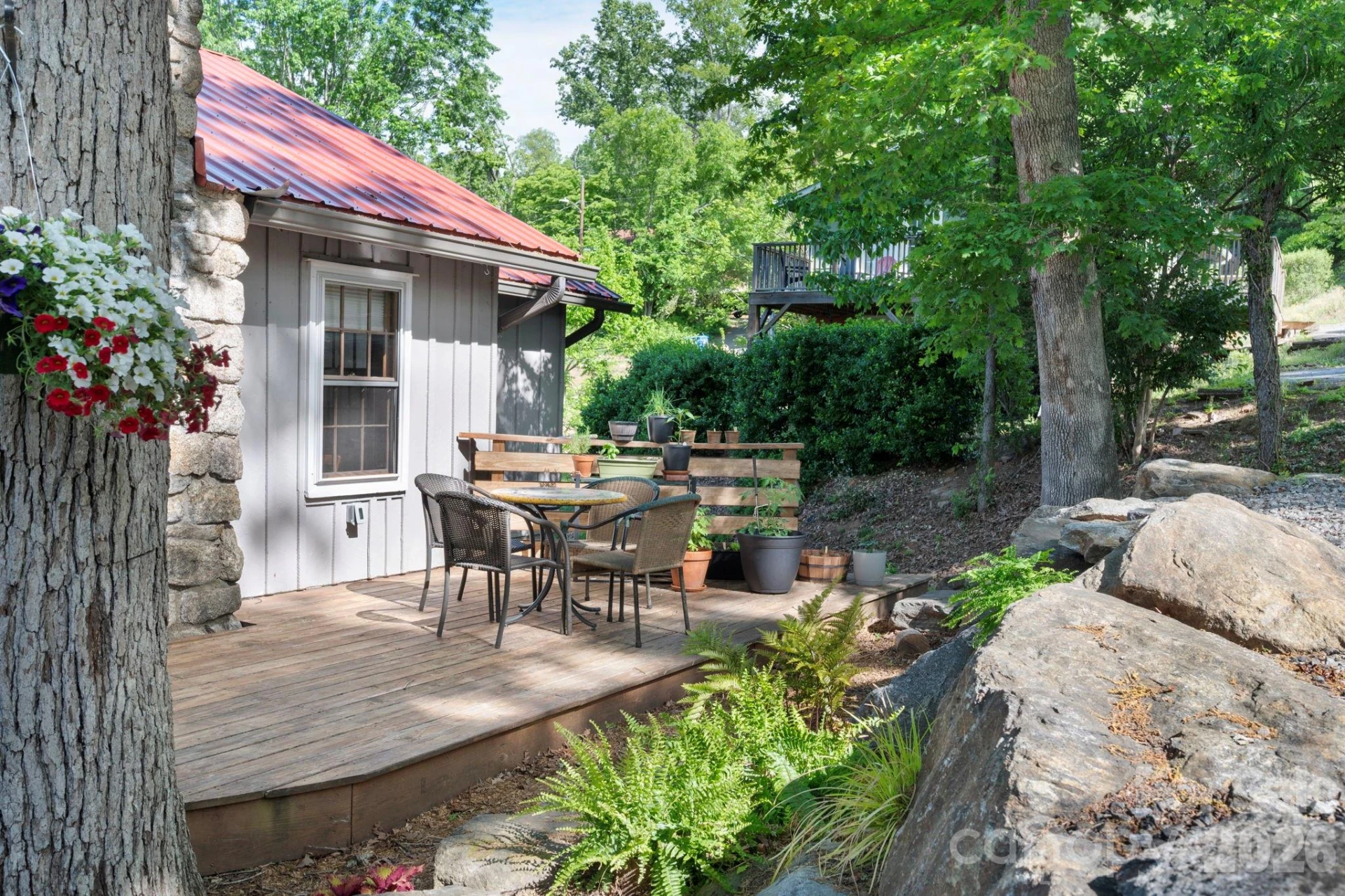 126 Maney Avenue - Photo 4