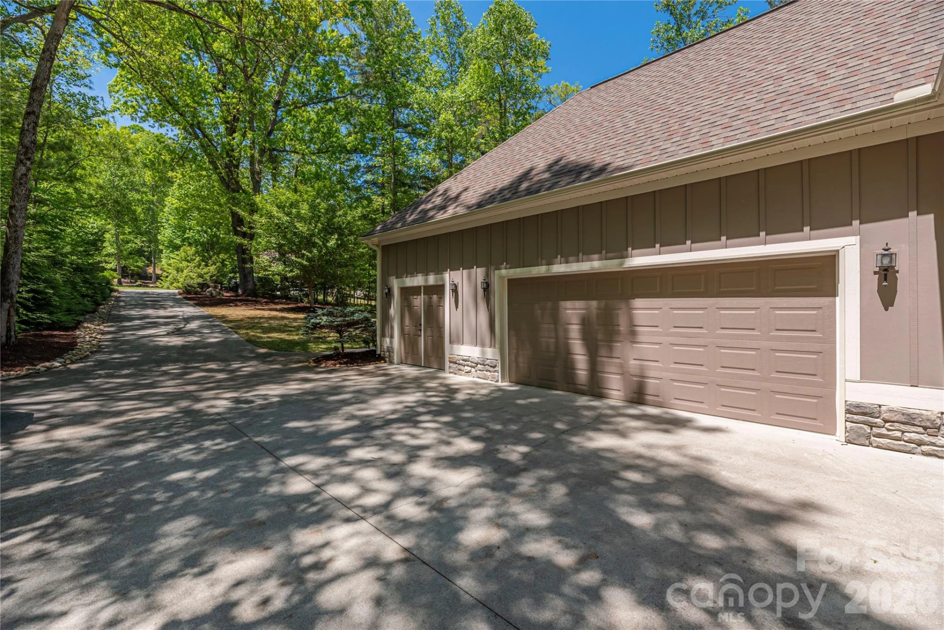 305 & 349 Freedom Trail Court - Photo 30