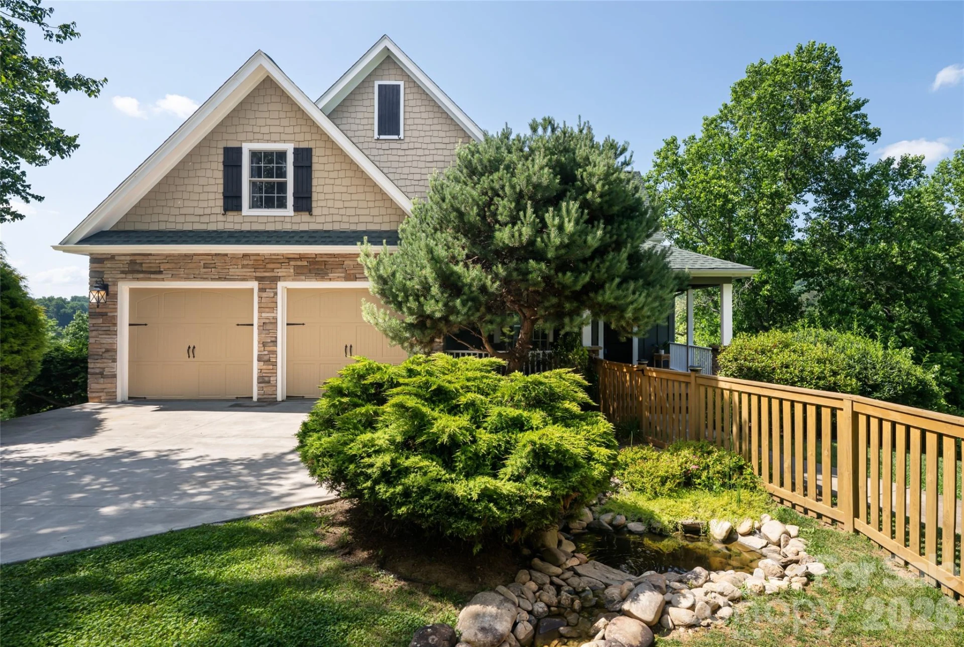 33 Bridle Path Drive - Photo 3