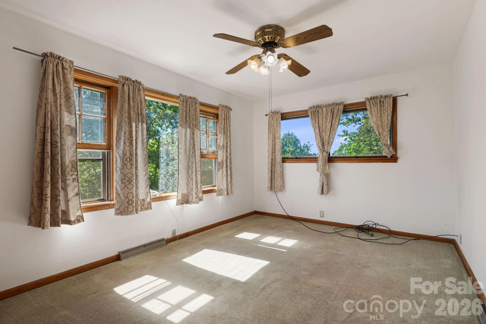 284 Chestnut Street - Photo 16