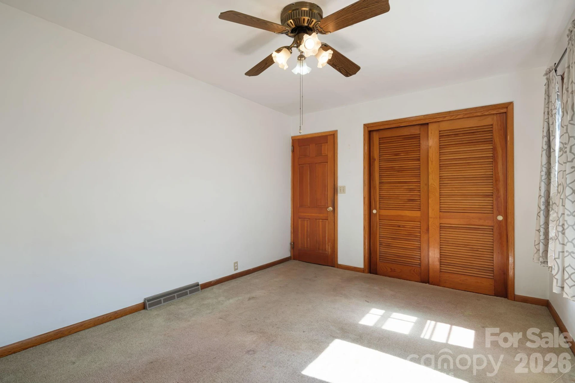 284 Chestnut Street - Photo 17